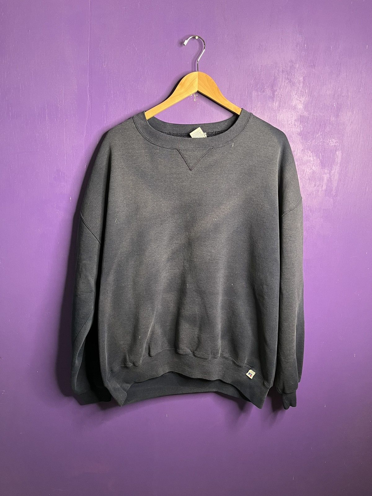 Russell Athletic × Vintage Vintage 90s Russell athletic faded blank crewneck Size US XXL / EU 58 / 5 - 1 Thumbnail
