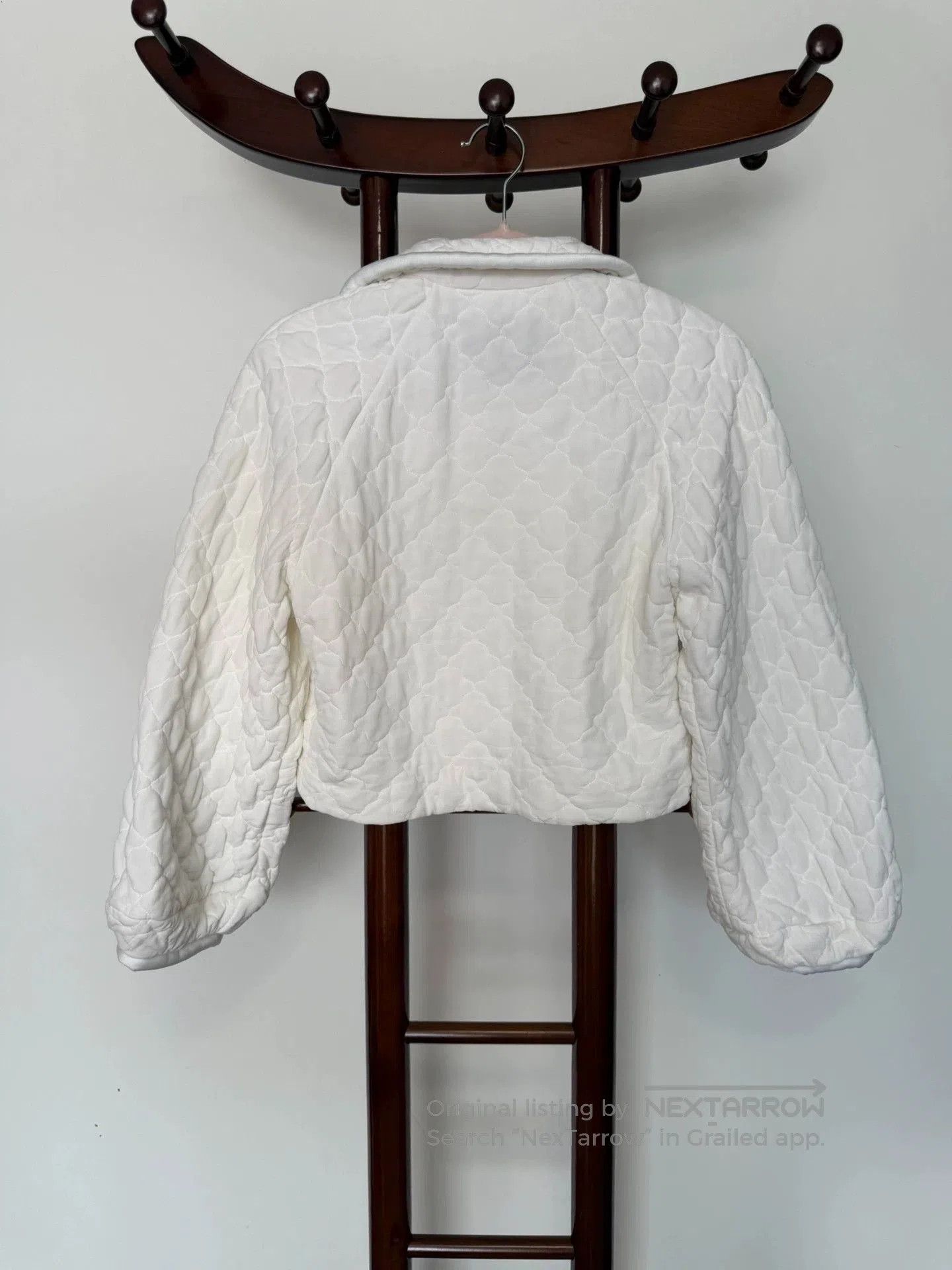 Fendi Fendi White Silk Short Jacket Size 38. Size US XS / EU 42 / 0 - 2 Thumbnail