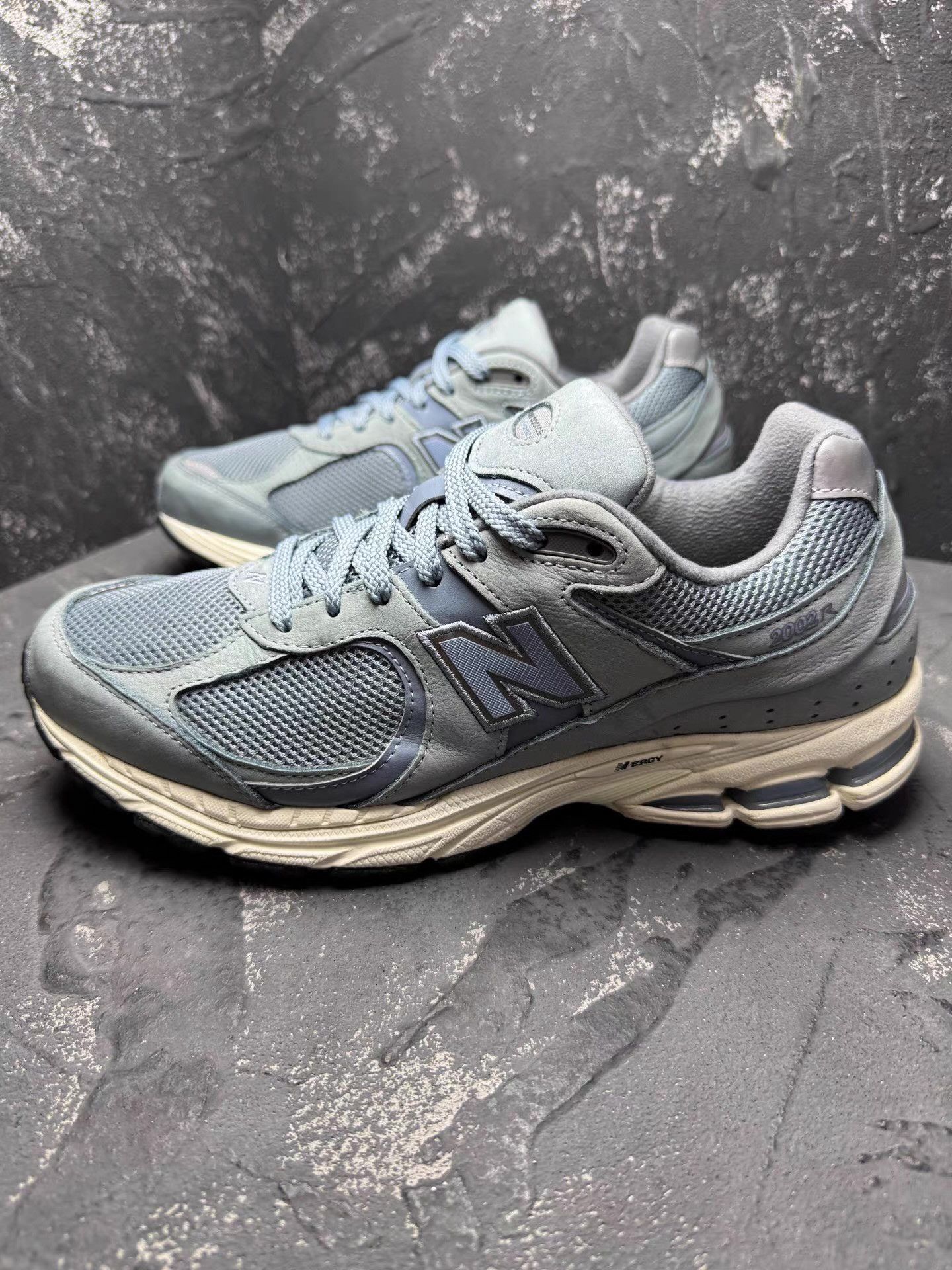 New Balance New Balance 2002R Haze Blue Q10 Size US 10 / EU 43 - 2 Thumbnail