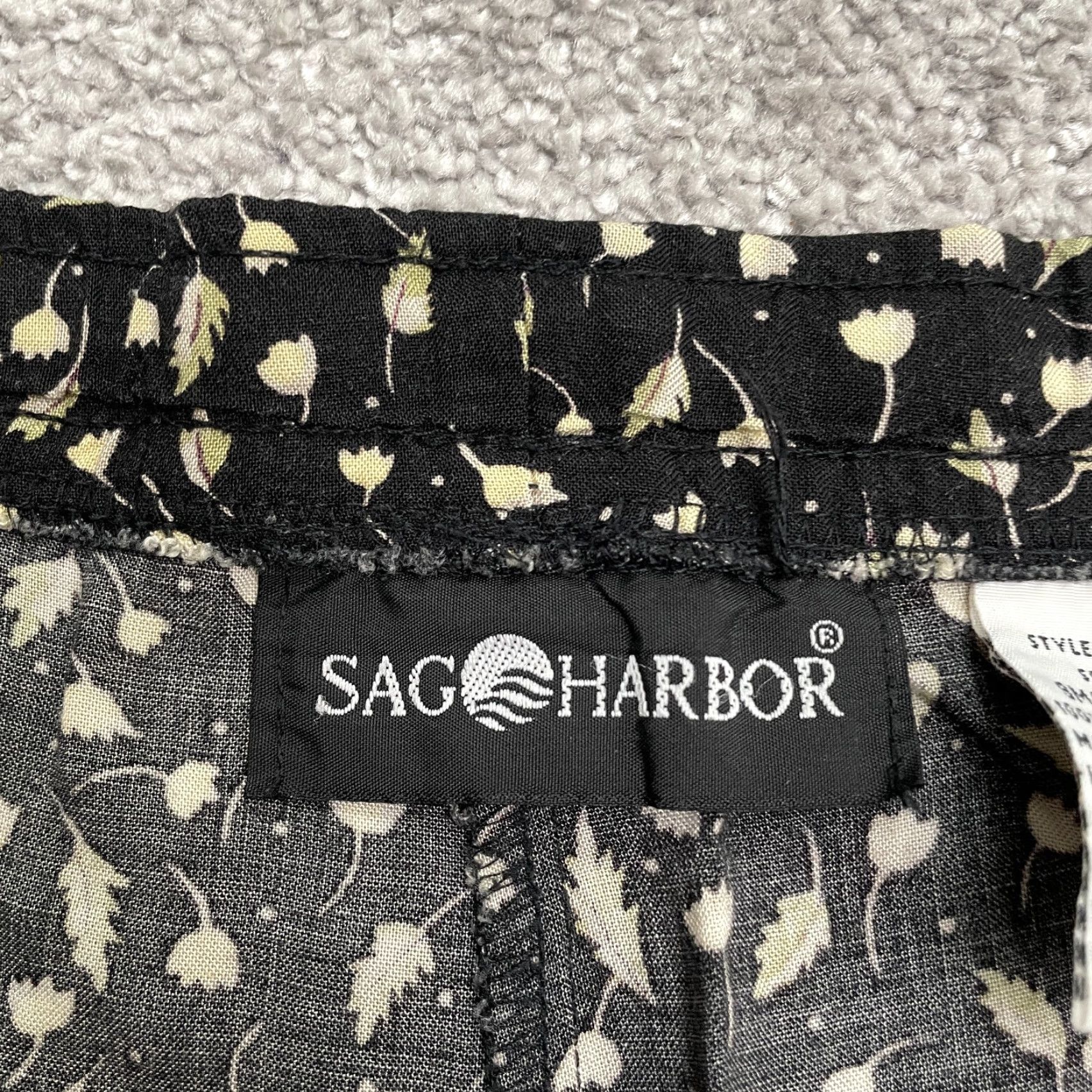 Vintage Sag Harbor Lounge Pants Womens Small Black Floral Pajama Crop Sleepwear Size 28" / US 6 / IT 42 - 6 Thumbnail