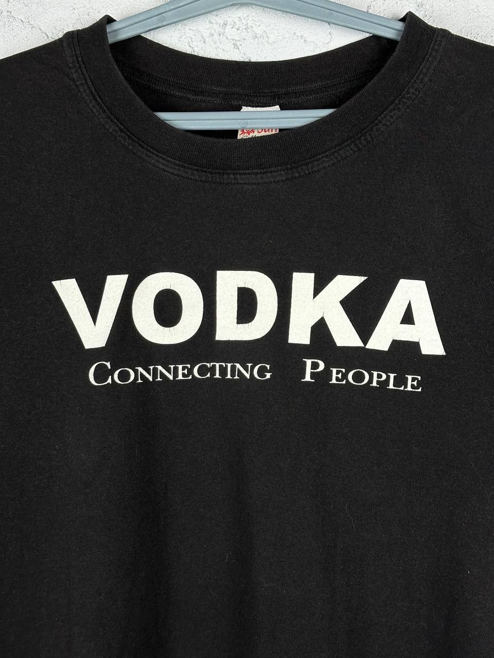 Vintage 00s Vintage Vodka Connecting People Nokia Parody Humor Tee Size US L / EU 52-54 / 3 - 4 Thumbnail