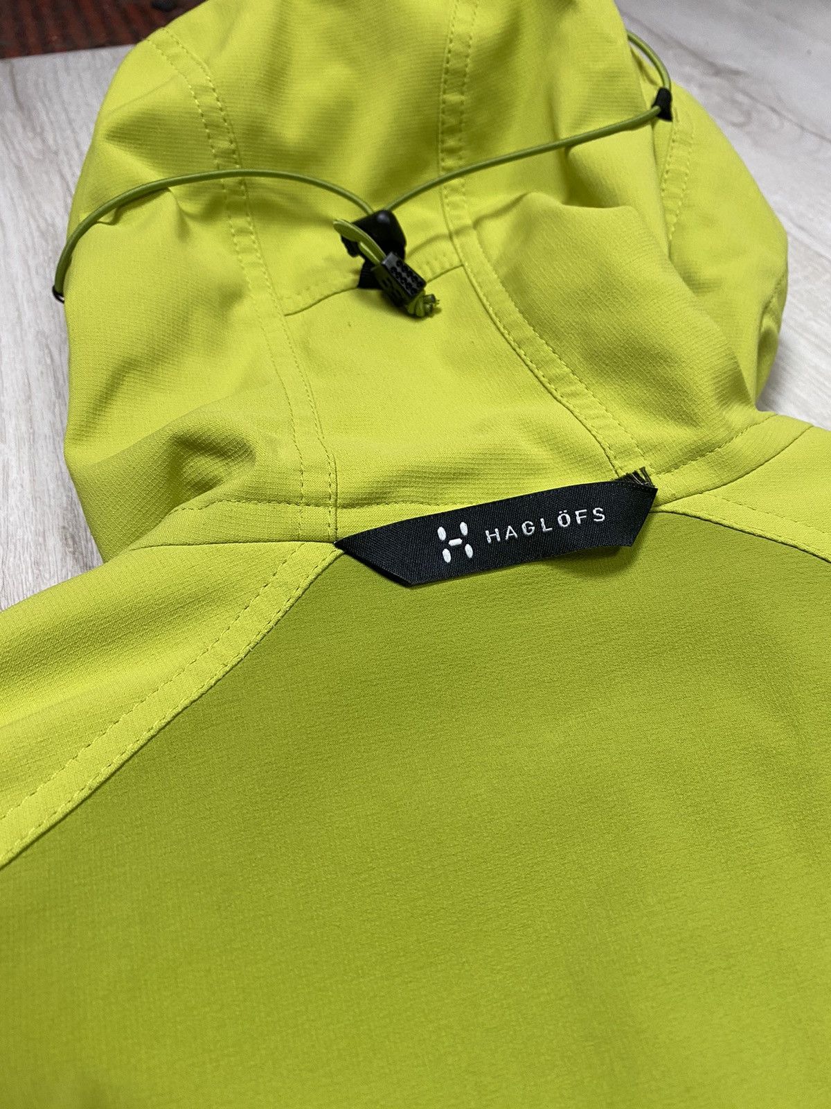 Haglofs HAGLOFS SCANDINAVIA AB WINDSTOPPER SIZE M Size US M / EU 48-50 / 2 - 17 Thumbnail