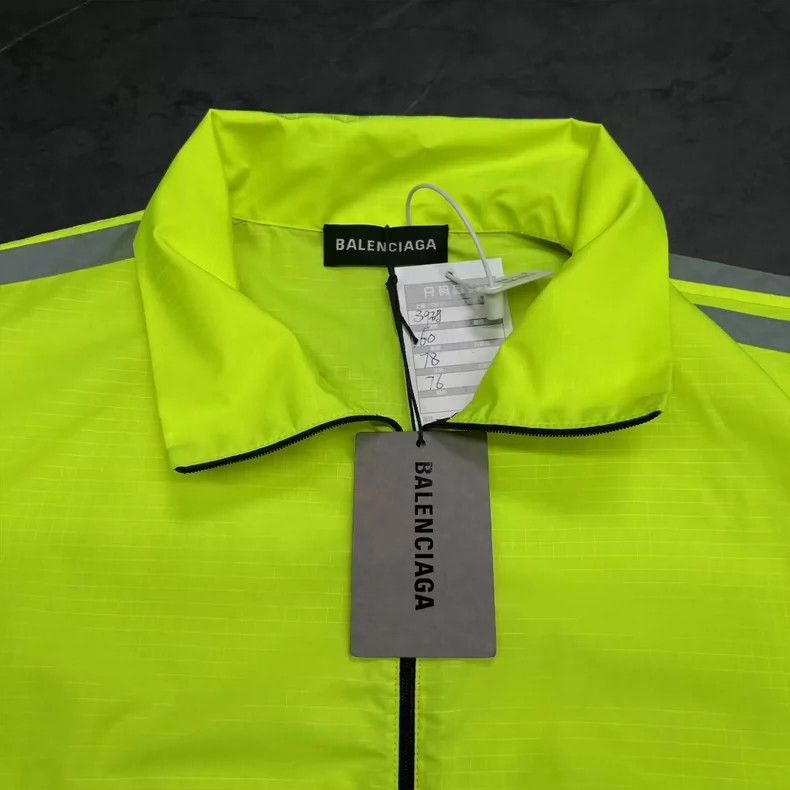Balenciaga Balenciaga size 39 Fluorescent yellow black and white patc Size US M / EU 48-50 / 2 - 4 Thumbnail