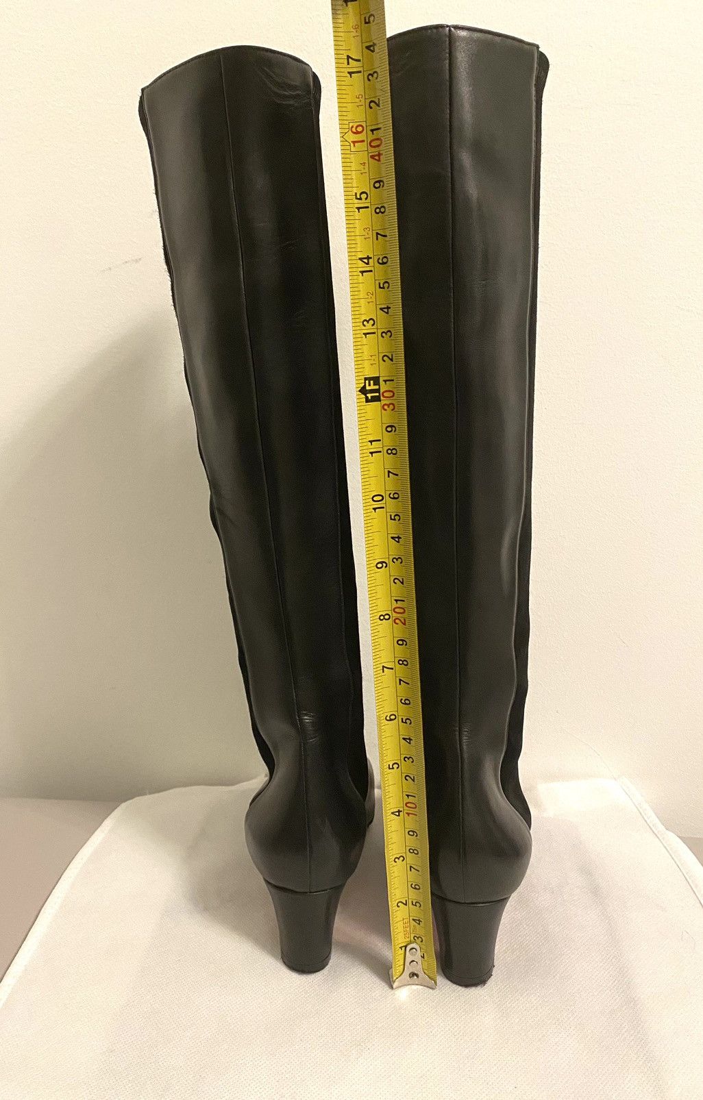 Christian Louboutin Authentic Christian Louboutin leather and suede boots Size US 8 / IT 38 - 9 Thumbnail