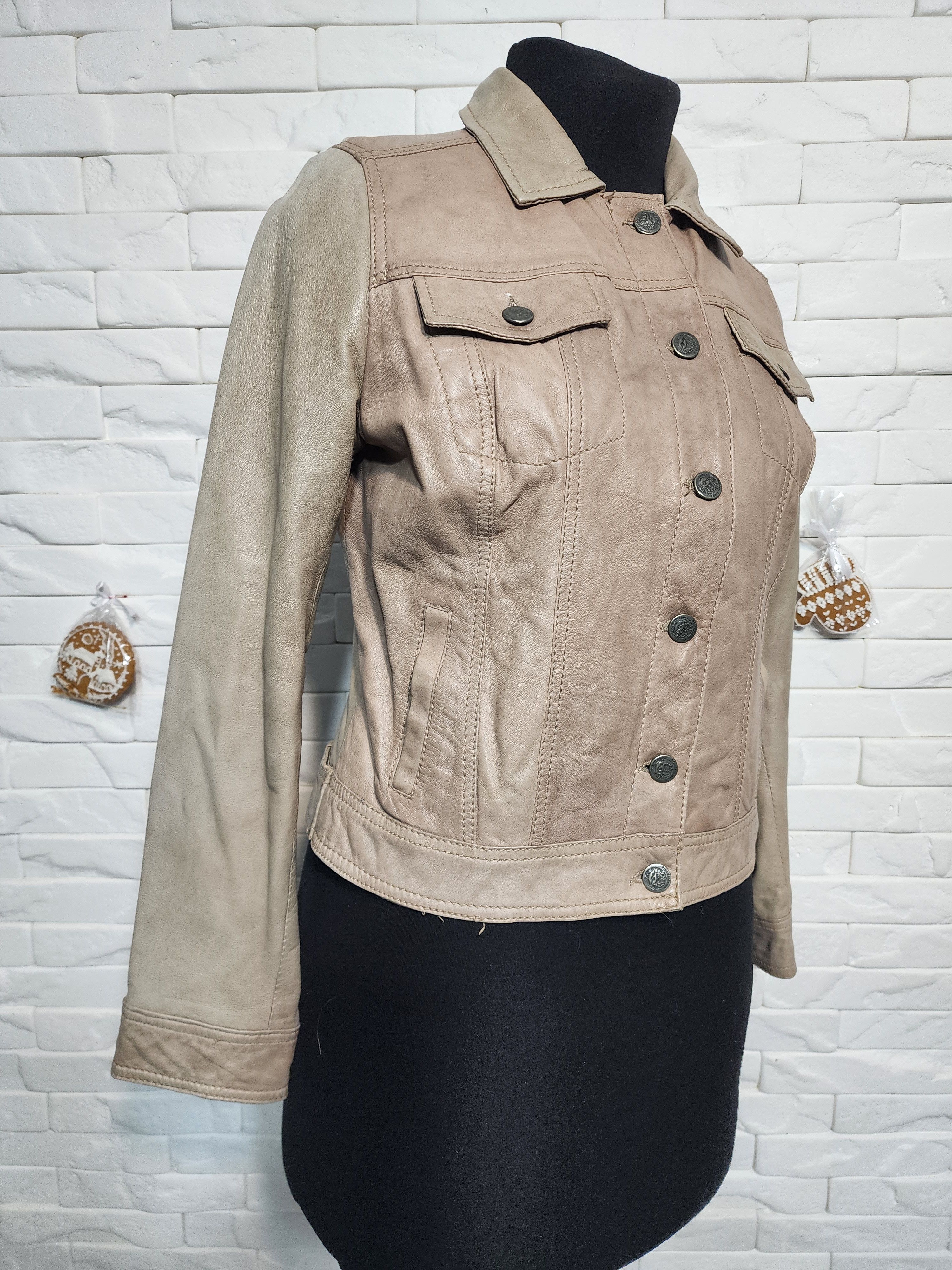 Genuine Leather Beige Leather Jacket: Women's Metal Button Front, Pockets Size M / US 6-8 / IT 42-44 - 3 Thumbnail