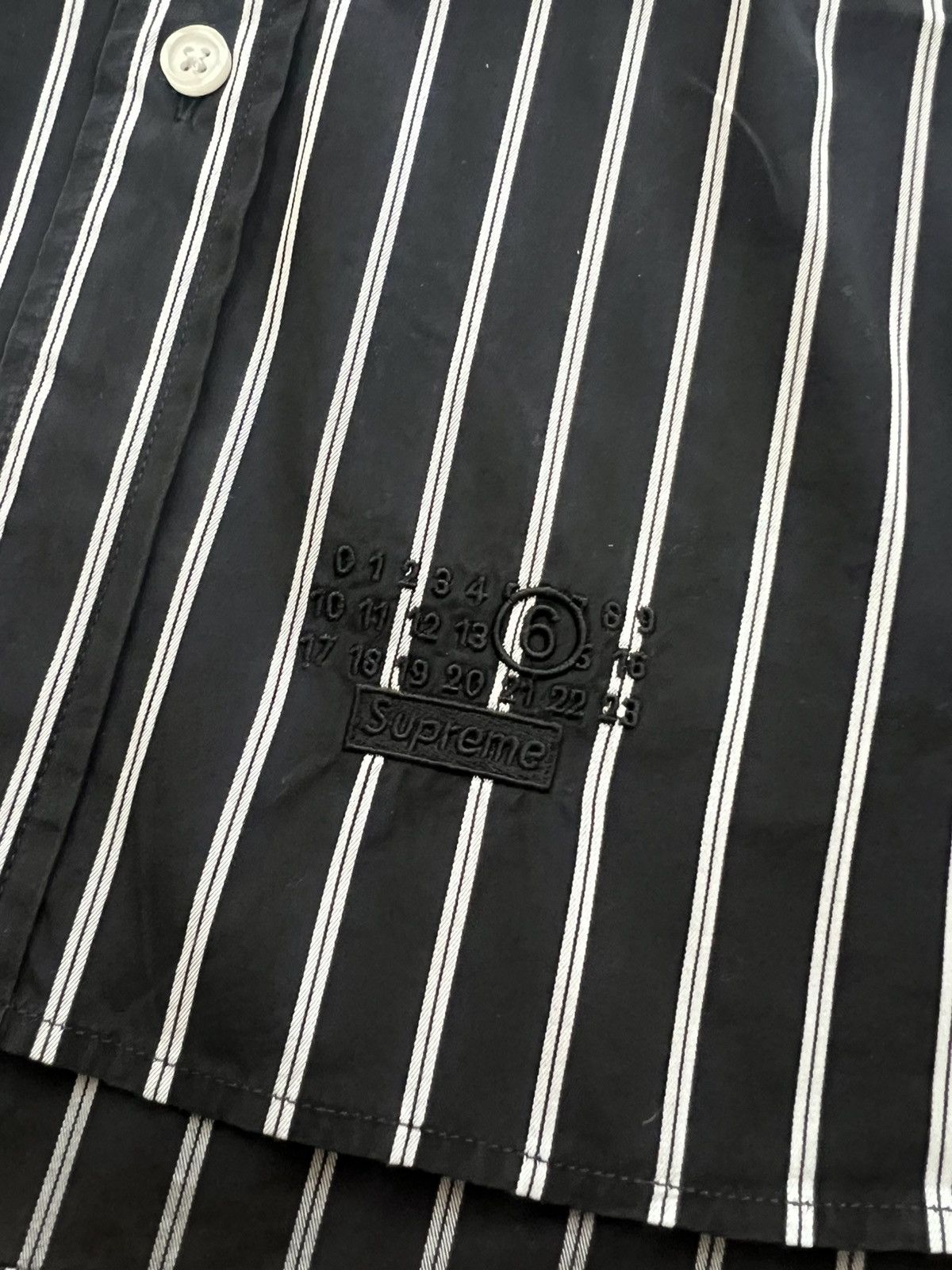 Maison Margiela × Supreme Supreme x Maison Margiela MM6 stripe shirt black large Size US L / EU 52-54 / 3 - 3 Thumbnail