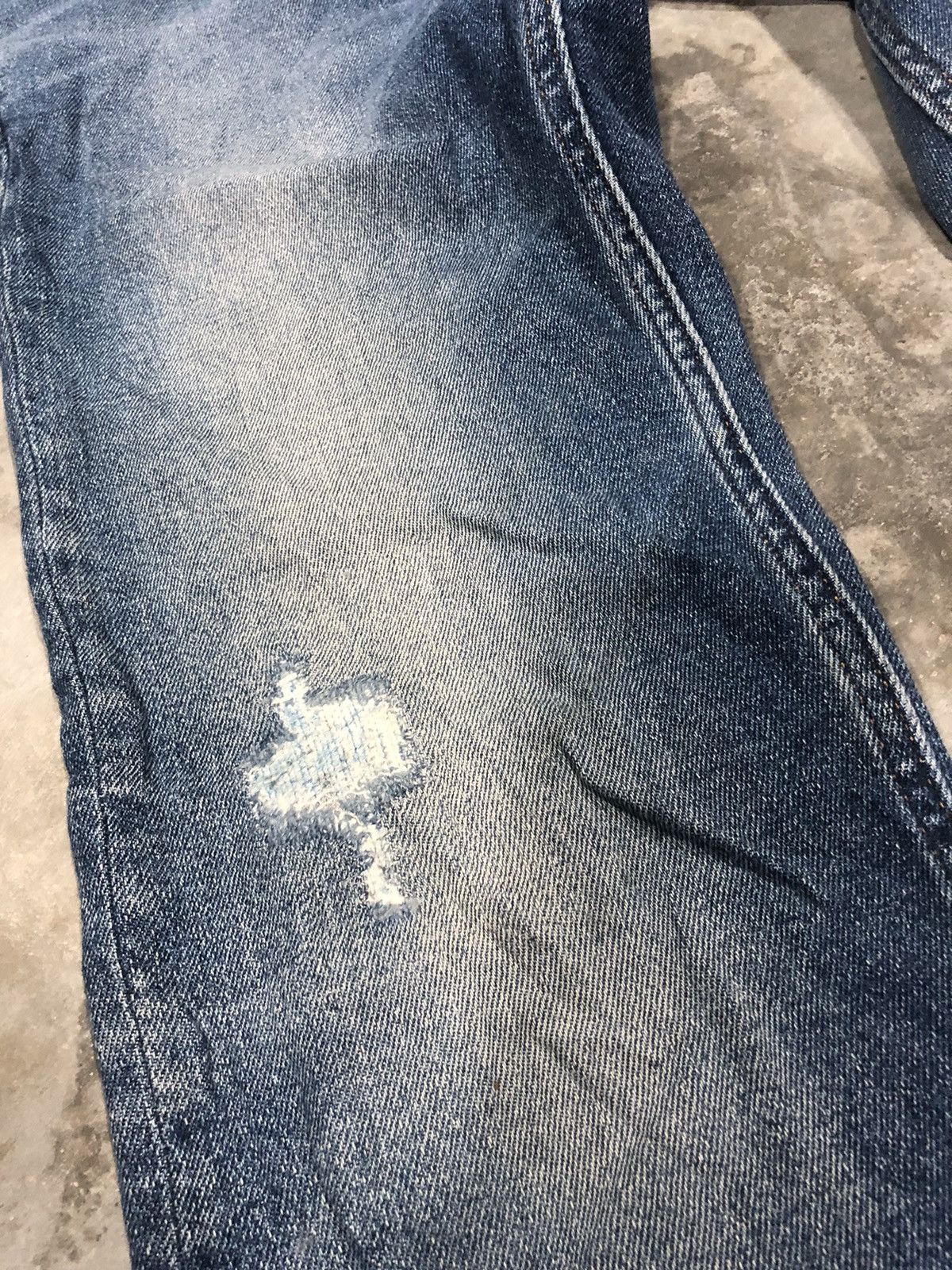 Other × Tommy Hilfiger Tommy Hilfiger distressed jeans Size 29" - 4 Thumbnail