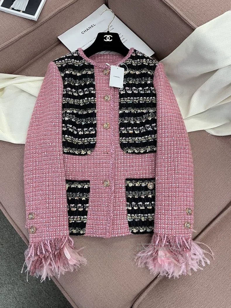 Chanel Chanel 22A high-end handicraft workshop pink mixed colour Size XS / US 0-2 / IT 36-38 - 1 Thumbnail