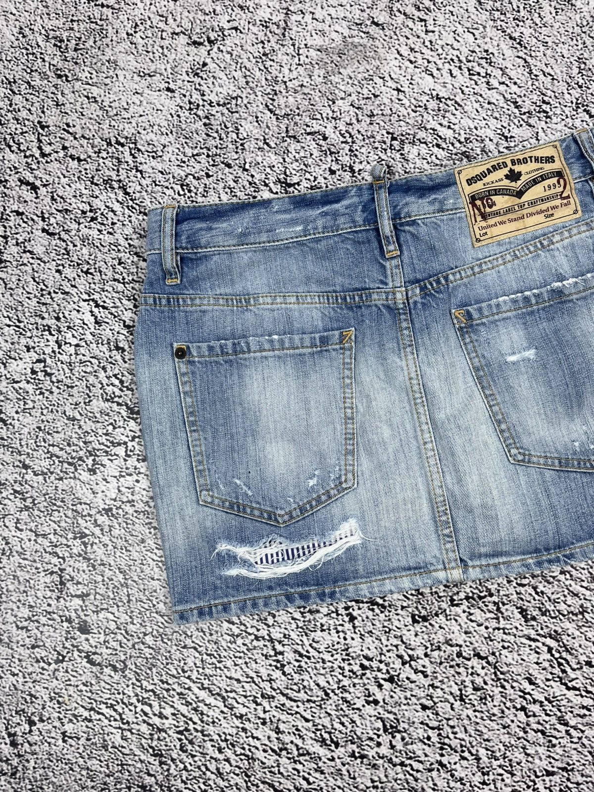Dsquared2 VINTAGE DSQUARED2 AVANT GARDE MINI JEANS SKIRT Size 28" / US 6 / IT 42 - 2 Thumbnail