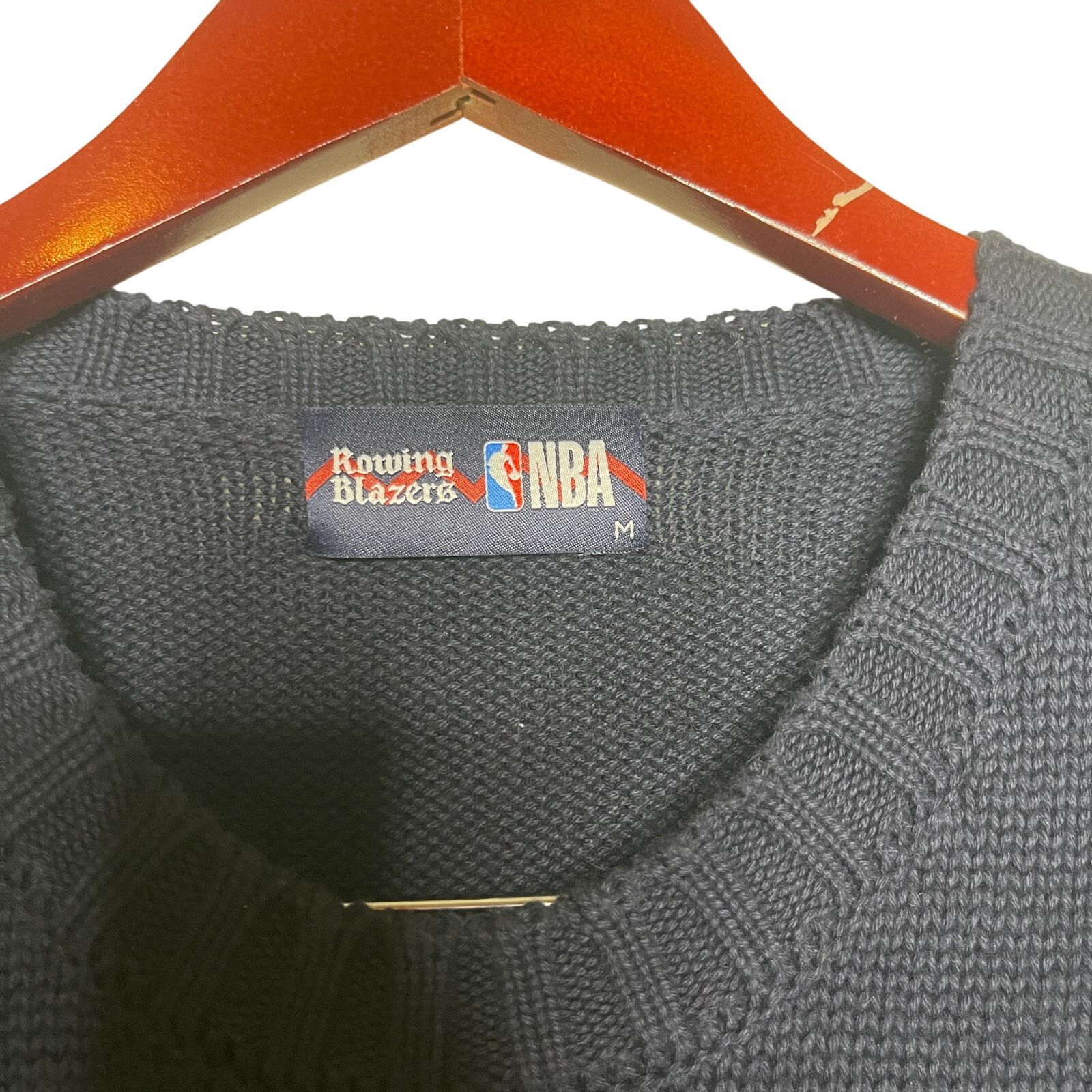 Rowing Blazers Rowing Blazers x NBA Navy Blue Graphic Print Pullover Sz M Size US M / EU 48-50 / 2 - 3 Thumbnail