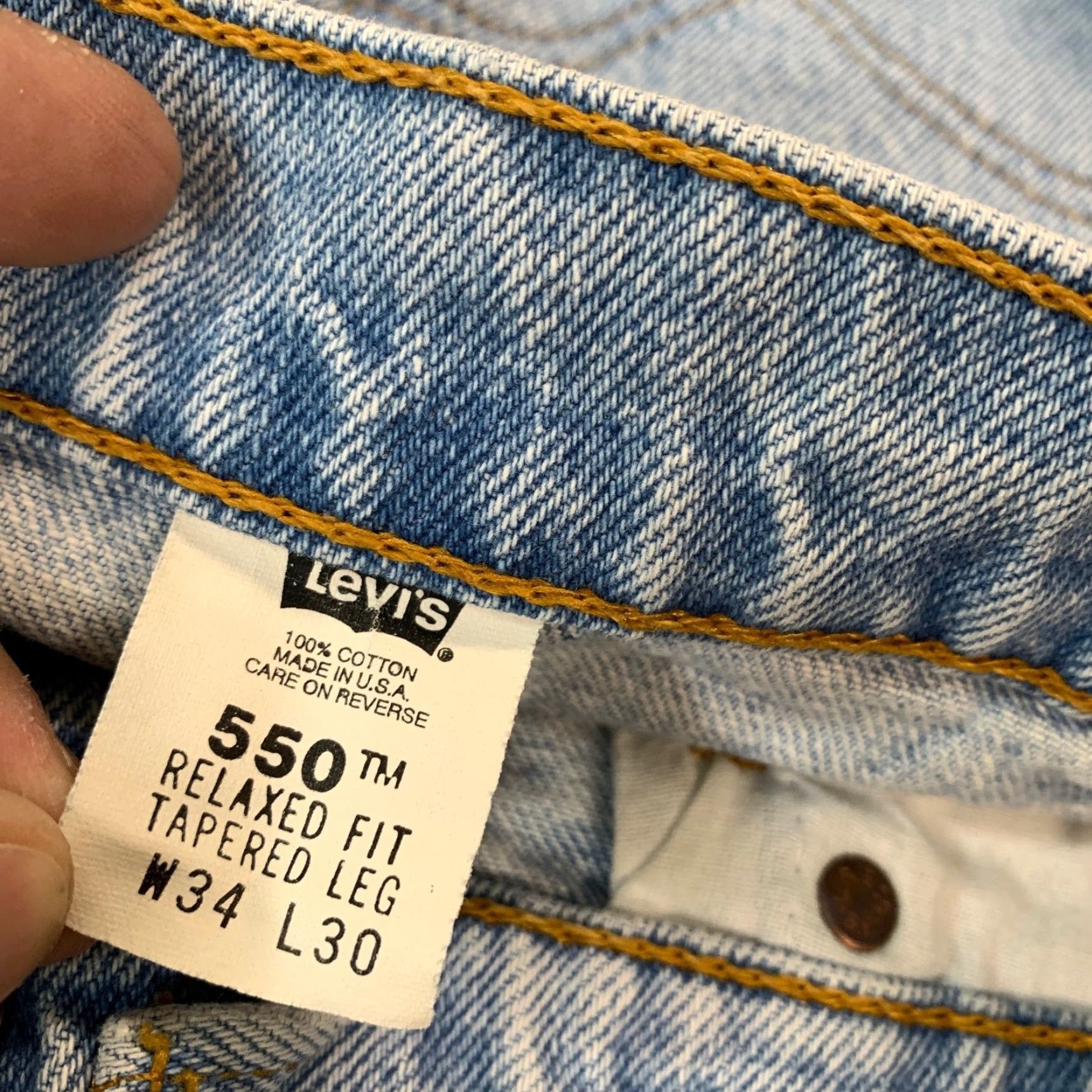 Levi's VINTAGE Levi's 550 Denim Jeans Men 32x29 90s Blue Relaxed Tapered USA Denim Jeans Men 32 Relaxed 90s Blue Levi's 550 Vintage USA Pants Size US 32 / EU 48 - 3 Thumbnail