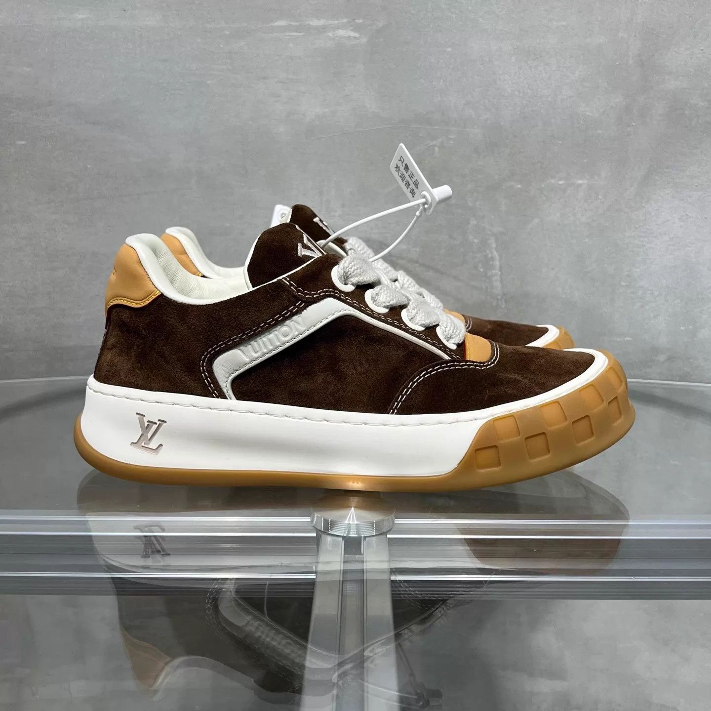 Louis Vuitton LV Tilted Brown Suede Sneakers UK6 EU40 Size US 7 / EU 40 - 4 Thumbnail