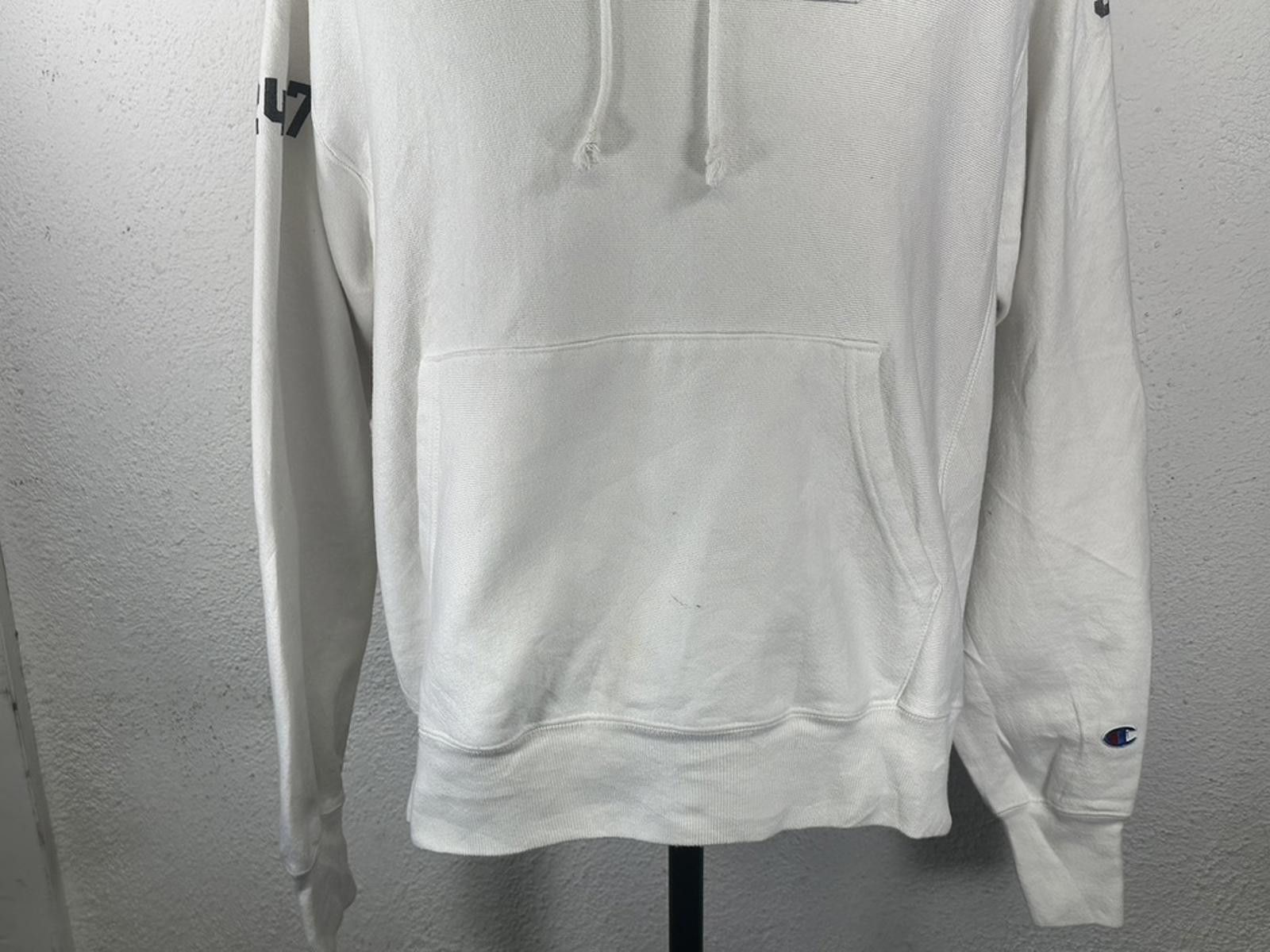 Champion Champion Vintage Large White Reverse Weave Hoodie Size US L / EU 52-54 / 3 - 3 Thumbnail