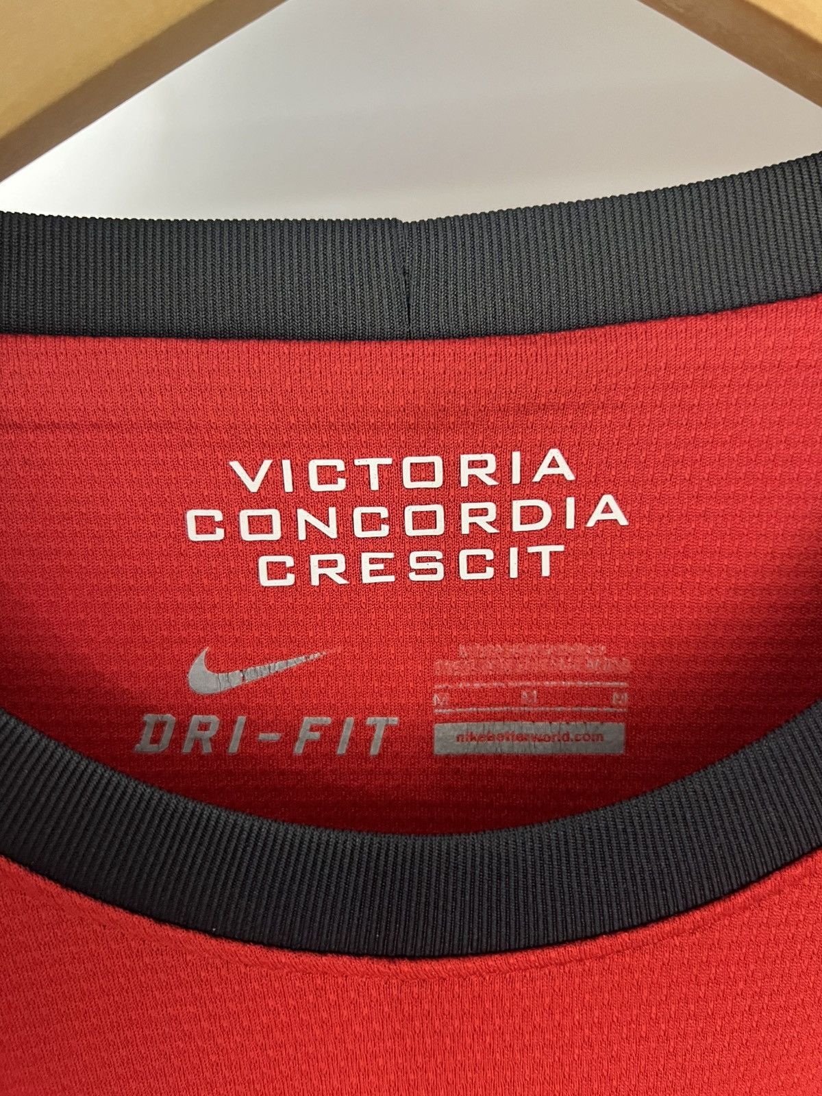 Nike VINTAGE NIKE FC ARSENAL LONDON ENGLAND SOCCER JERSEY Y2K 90s Size US M / EU 48-50 / 2 - 6 Thumbnail