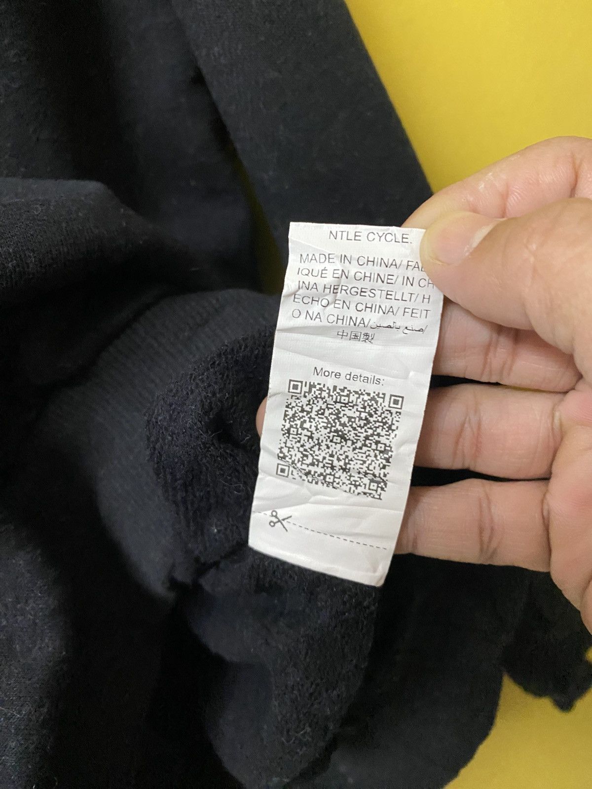 The Unbranded Brand Mountainous Sweatshirt Crewneck Black Colour Size US S / EU 44-46 / 1 - 6 Thumbnail