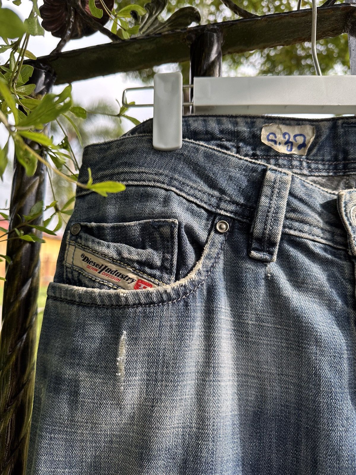 Diesel Diesel Italy Distress Jeans . Size US 32 / EU 48 - 4 Thumbnail