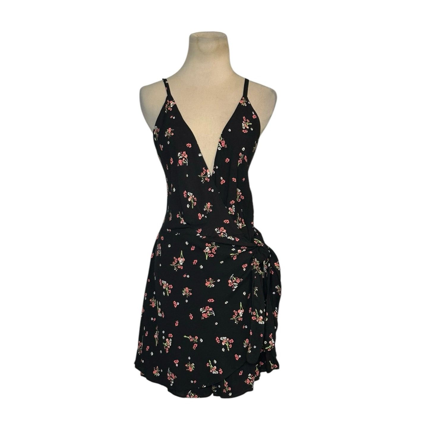 Free People Free People Black Floral Wrap Skirt Front Romper size 0 Size 25" / US 0 / IT 36 - 1 Thumbnail