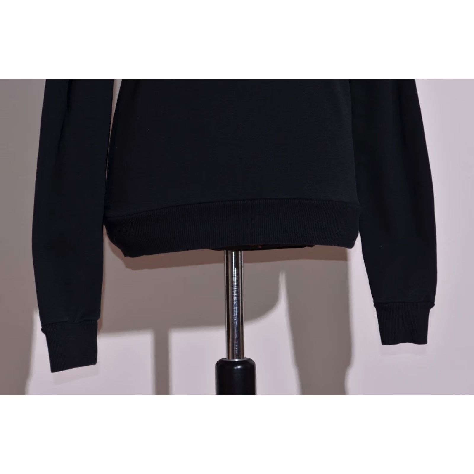 Moschino Moschino Women's Sweatshirt Bear Logo Black XS Pullover Crew Neck Zip Not Included Shirt? Size XS / US 0-2 / IT 36-38 - 3 Thumbnail