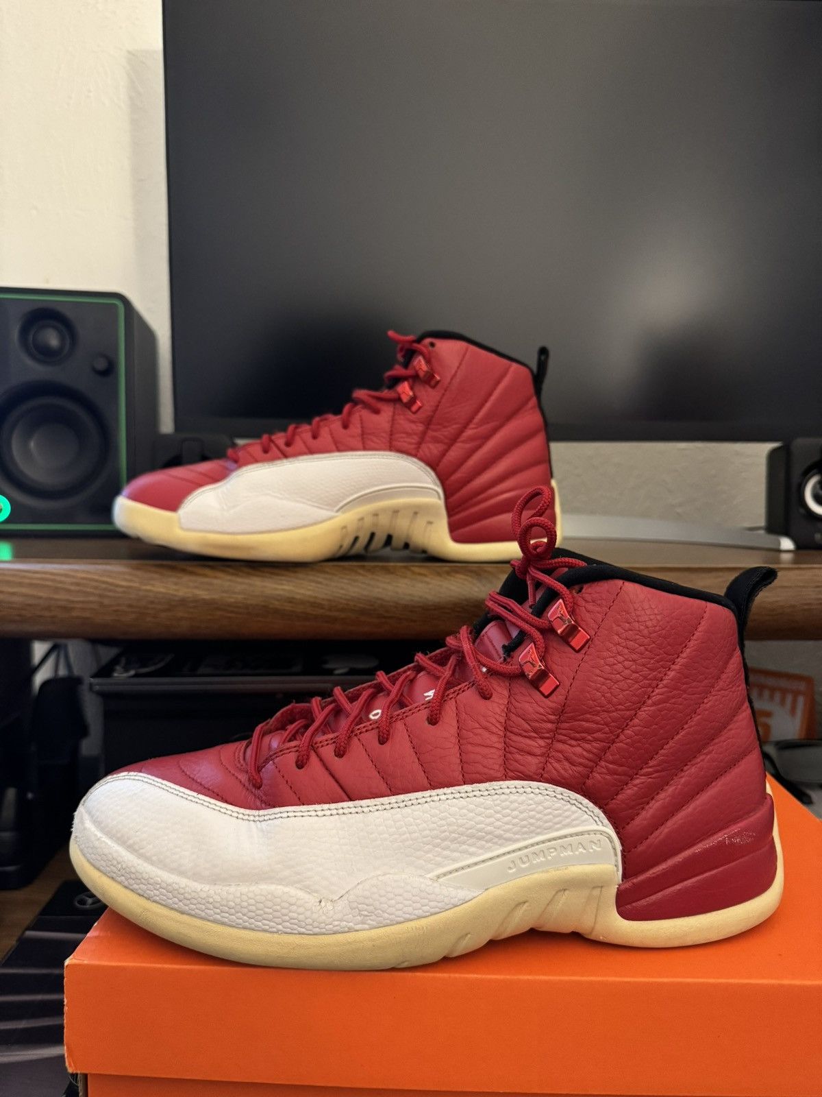 Jordan Brand Jordan 12 Size US 10 / EU 43 - 3 Thumbnail