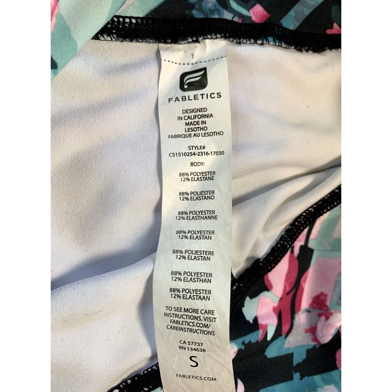 Fabletics Fabletics Capri Cropped Leggings Womens S Multicolor Geometric Pattern Athletic Activewear Capris Workout Stretch Elastic Waist Size 28" / US 6 / IT 42 - 3 Thumbnail