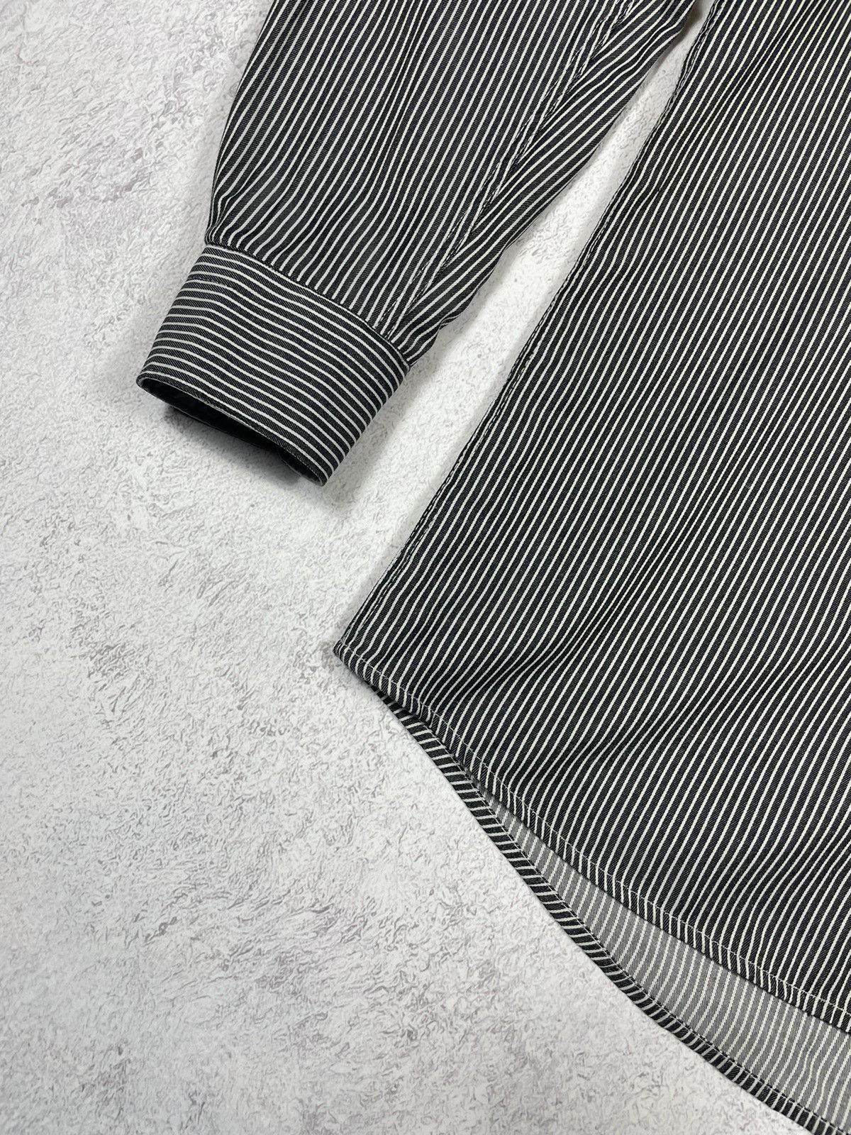 Burberry Burberry Vintage Stripe Shirt Size US XL / EU 56 / 4 - 3 Thumbnail