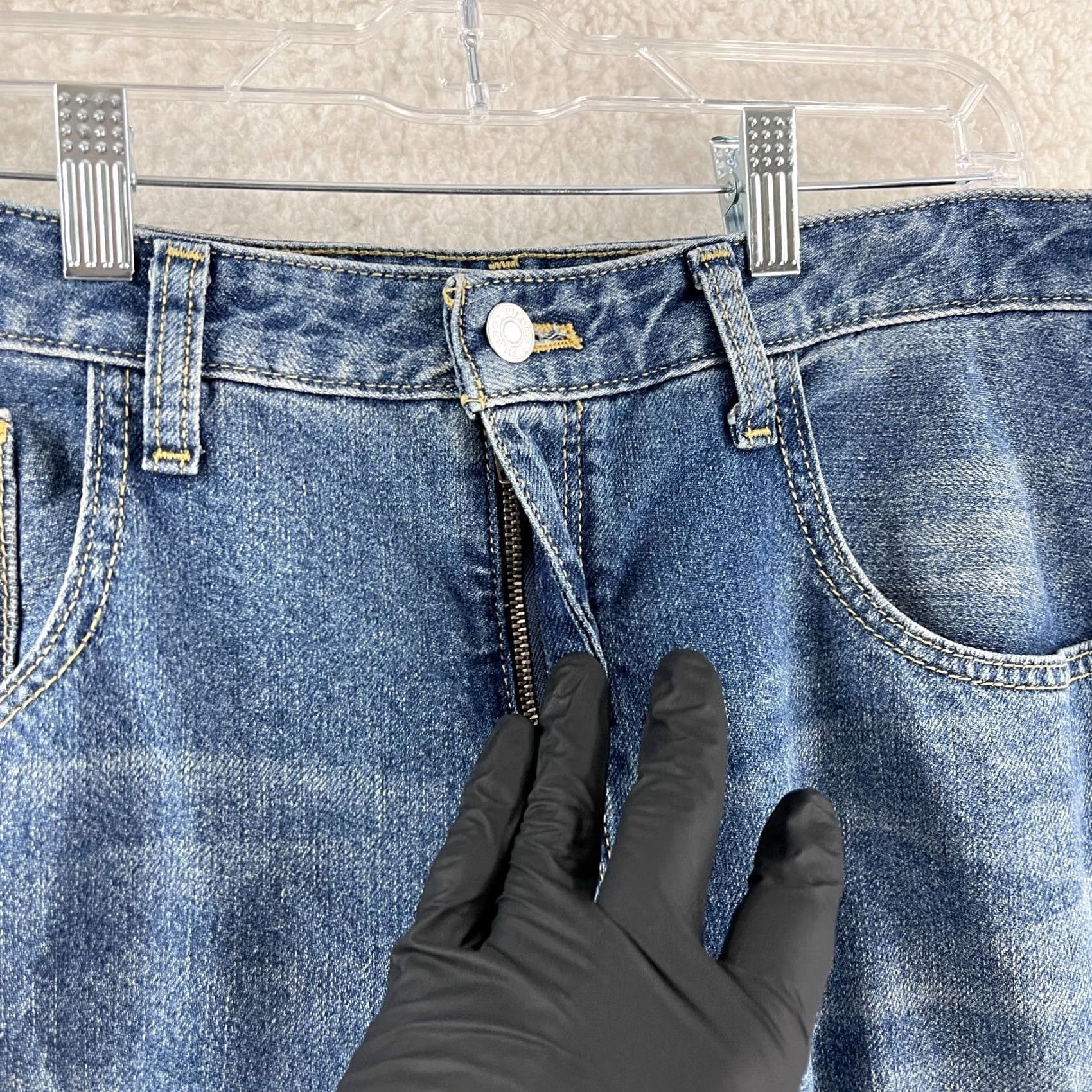 Vintage VINTAGE Anthropologie Pilcro Joey High Rise Straight Jeans Womens 31 Destroyed Denim Size 24" / US 00 / IT 34 - 5 Thumbnail