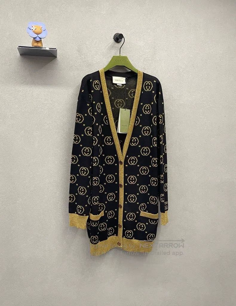 Gucci Gucci Double G full-print V-neck long-sleeved knitwear coa Size L / US 10 / IT 46 - 3 Thumbnail