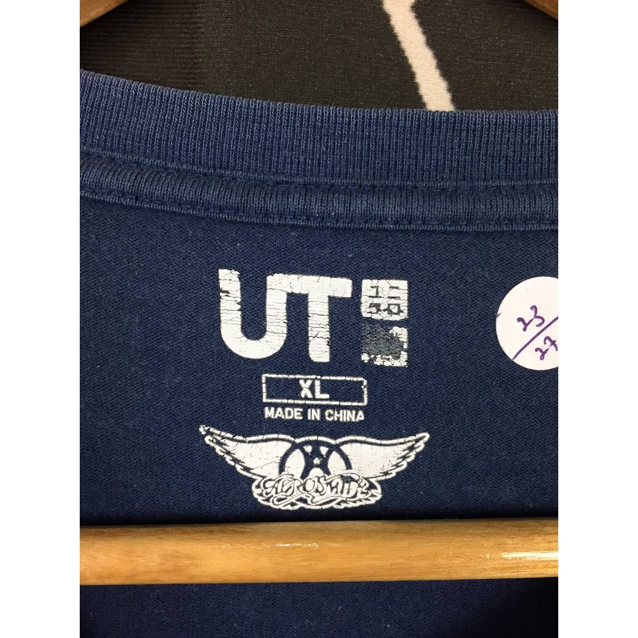 Aerosmith × Band Tees × Uniqlo Uniqlo X Aerosmith Electrically Recorded Big 10'' Record Tee Size US XL / EU 56 / 4 - 8 Thumbnail