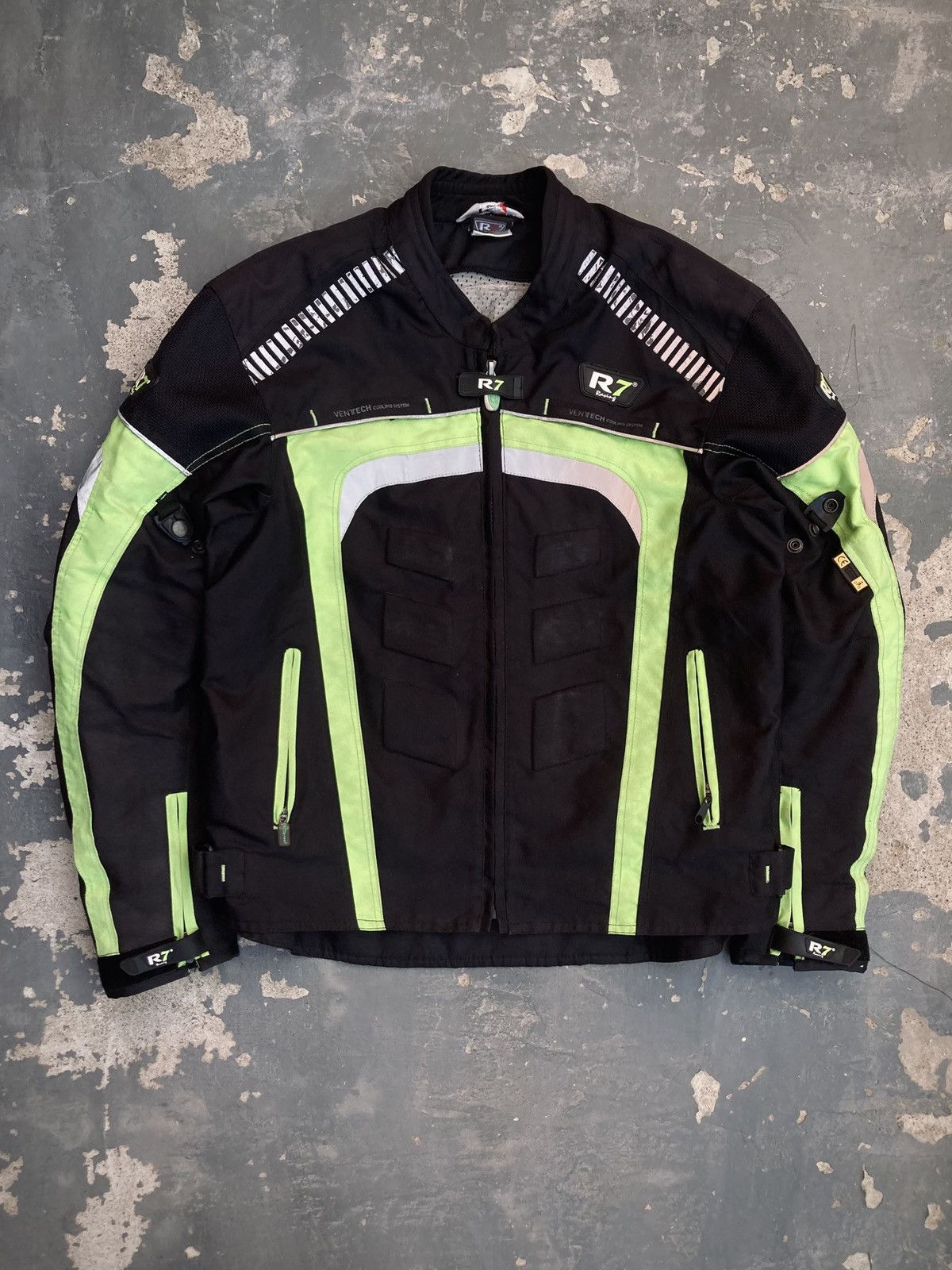 Other R7 Racing Jacket w/ Removable Safety Pads & Inner Liner Size US L / EU 52-54 / 3 - 1 Thumbnail