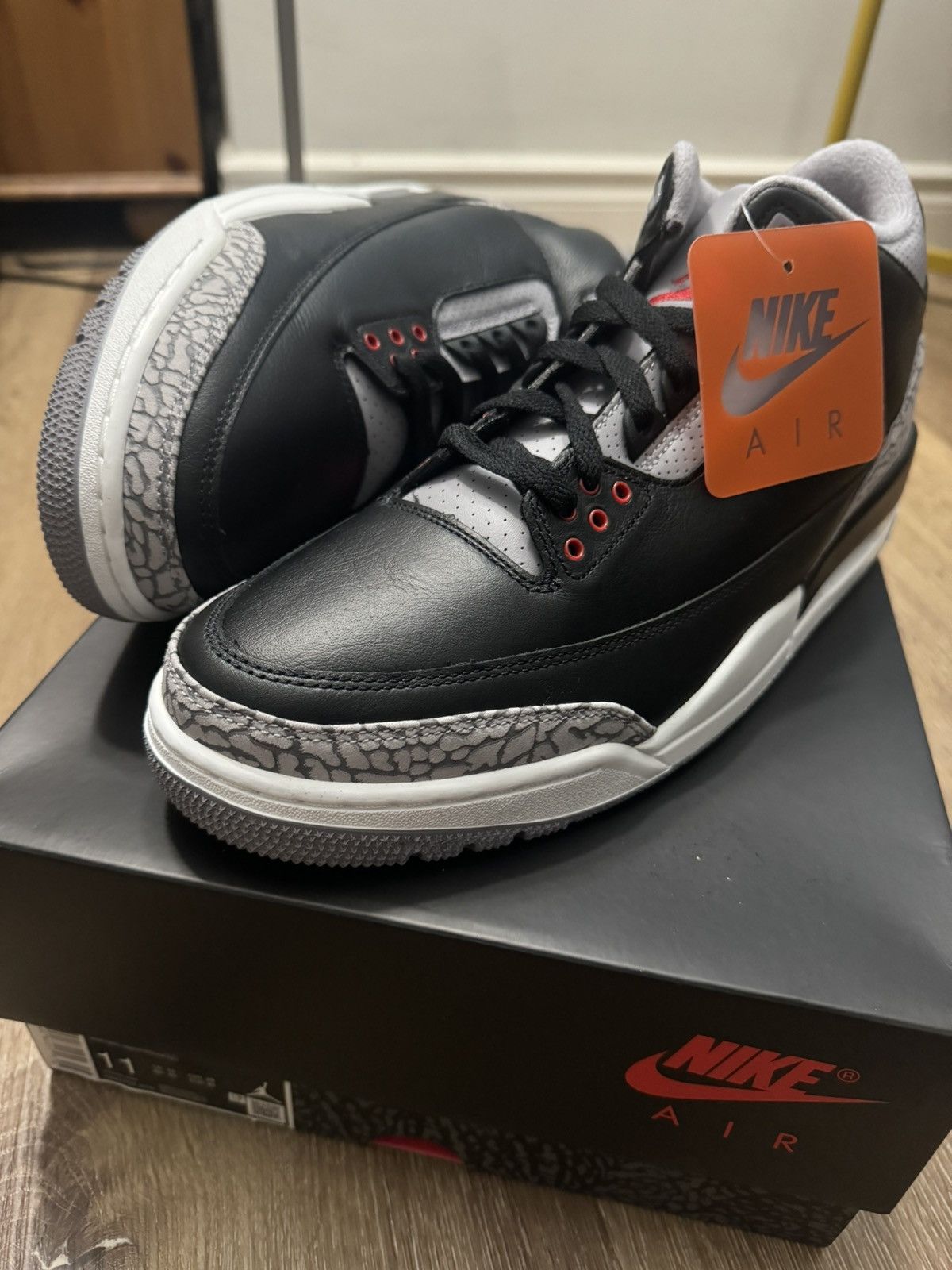 Jordan Brand Jordan 3 Black Cement Size US 11 / EU 44 - 3 Thumbnail