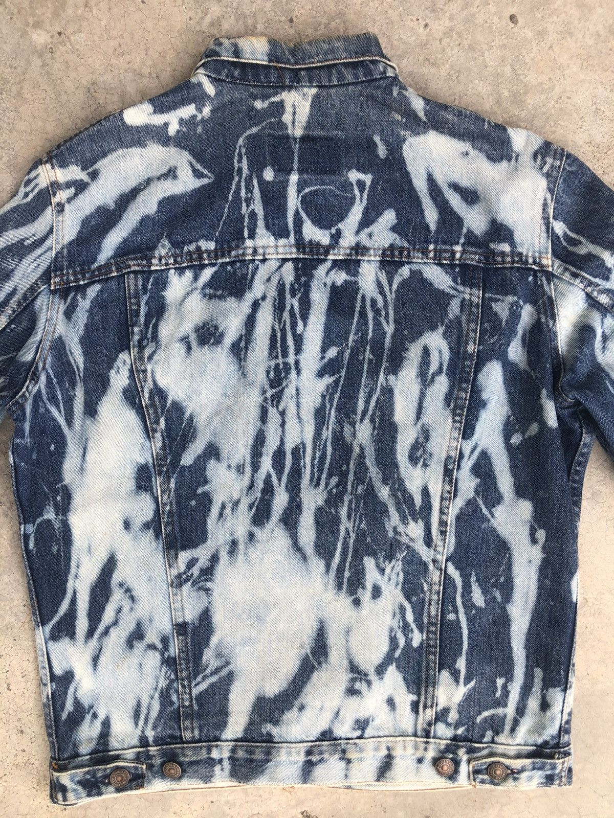 Levi's Vintage 80’s Levi’s Acid Wash Denim Jacket Distressed Denim Size US L / EU 52-54 / 3 - 12 Thumbnail