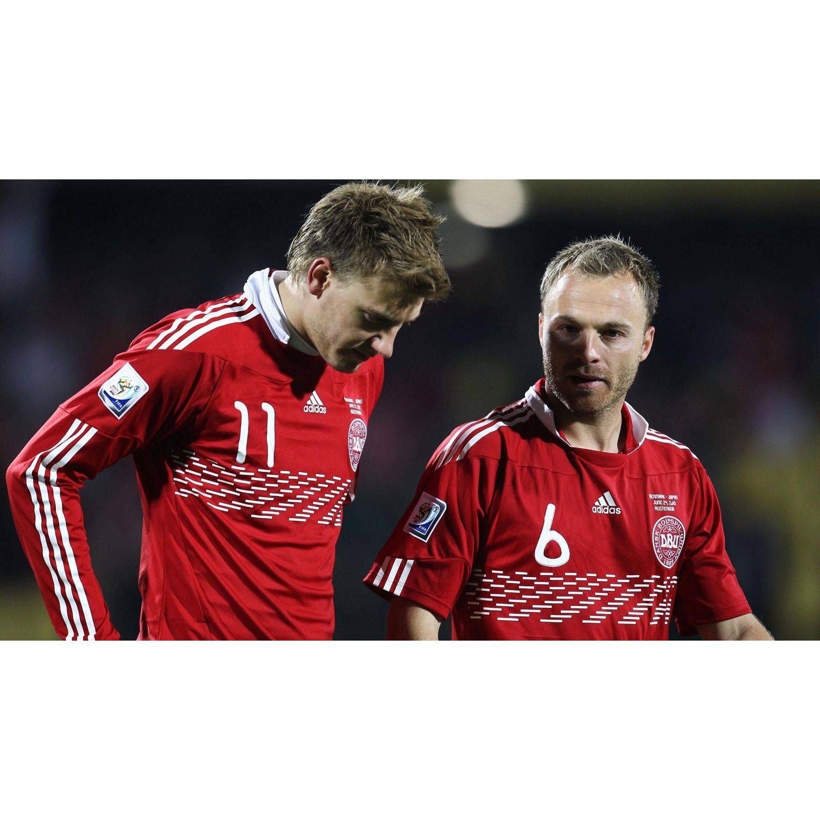 Adidas AUTHENTIC 2010 Denmark Bendtner #11 – Soccer Jersey Size L Size US L / EU 52-54 / 3 - 4 Thumbnail