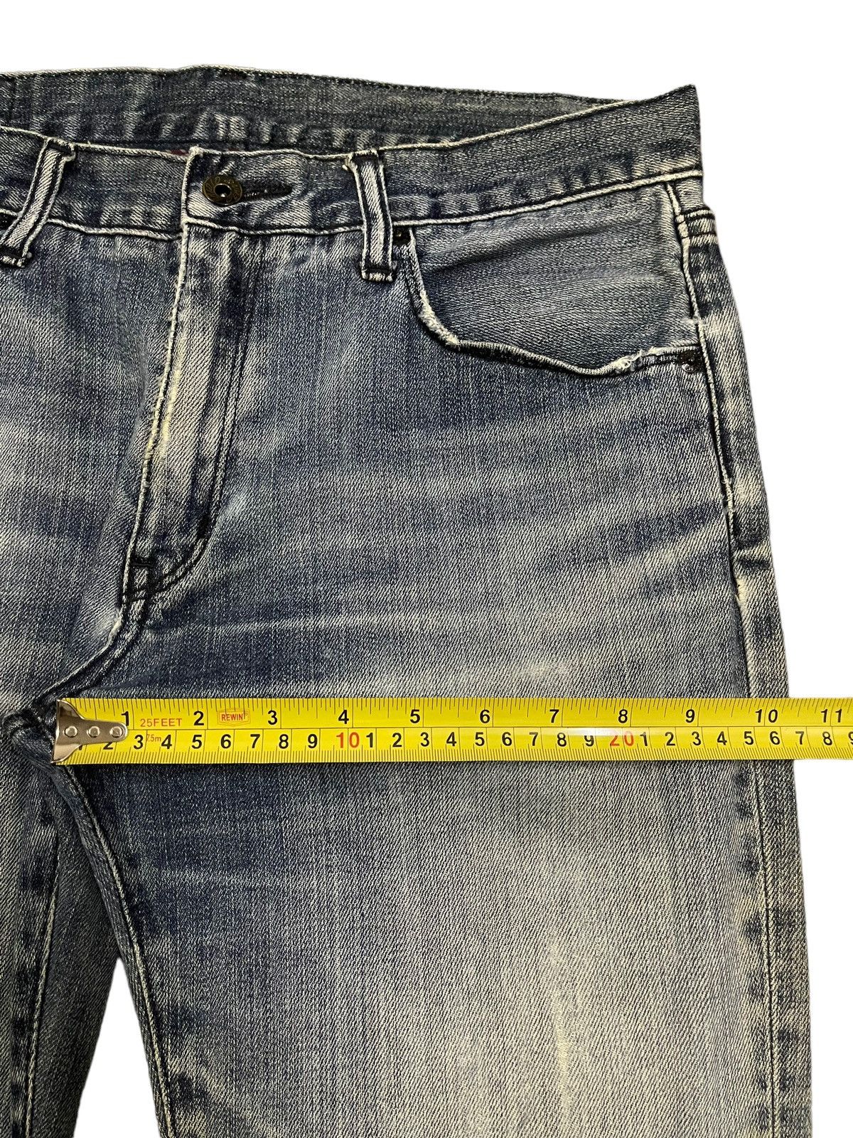 Uniqlo Vintage Japanese Uniqlo Blue Wash Distress Baggy Jeans Size US 32 / EU 48 - 12 Thumbnail