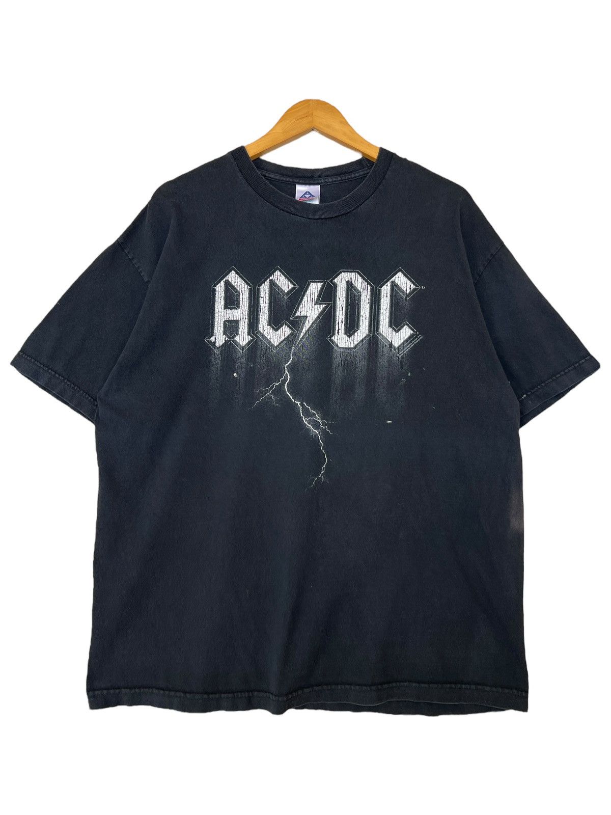 Band Tees Vintage ACDC Spellout Distressed Faded Black Oversize Tee Size US XL / EU 56 / 4 - 1 Thumbnail