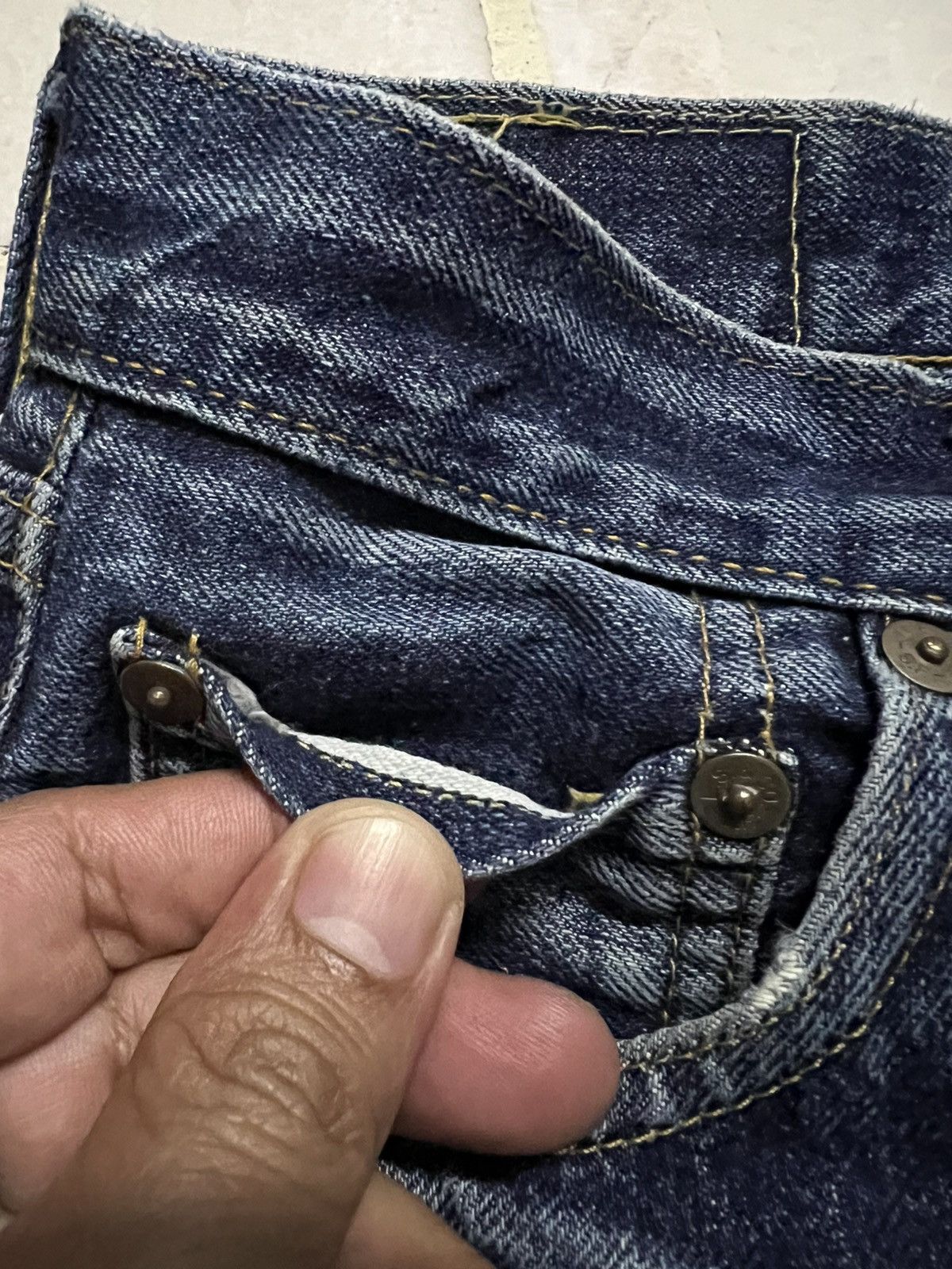 Levi's Vintage 90’s Levis 501 XX Big E Distressed Jeans Size US 29 - 12 Thumbnail