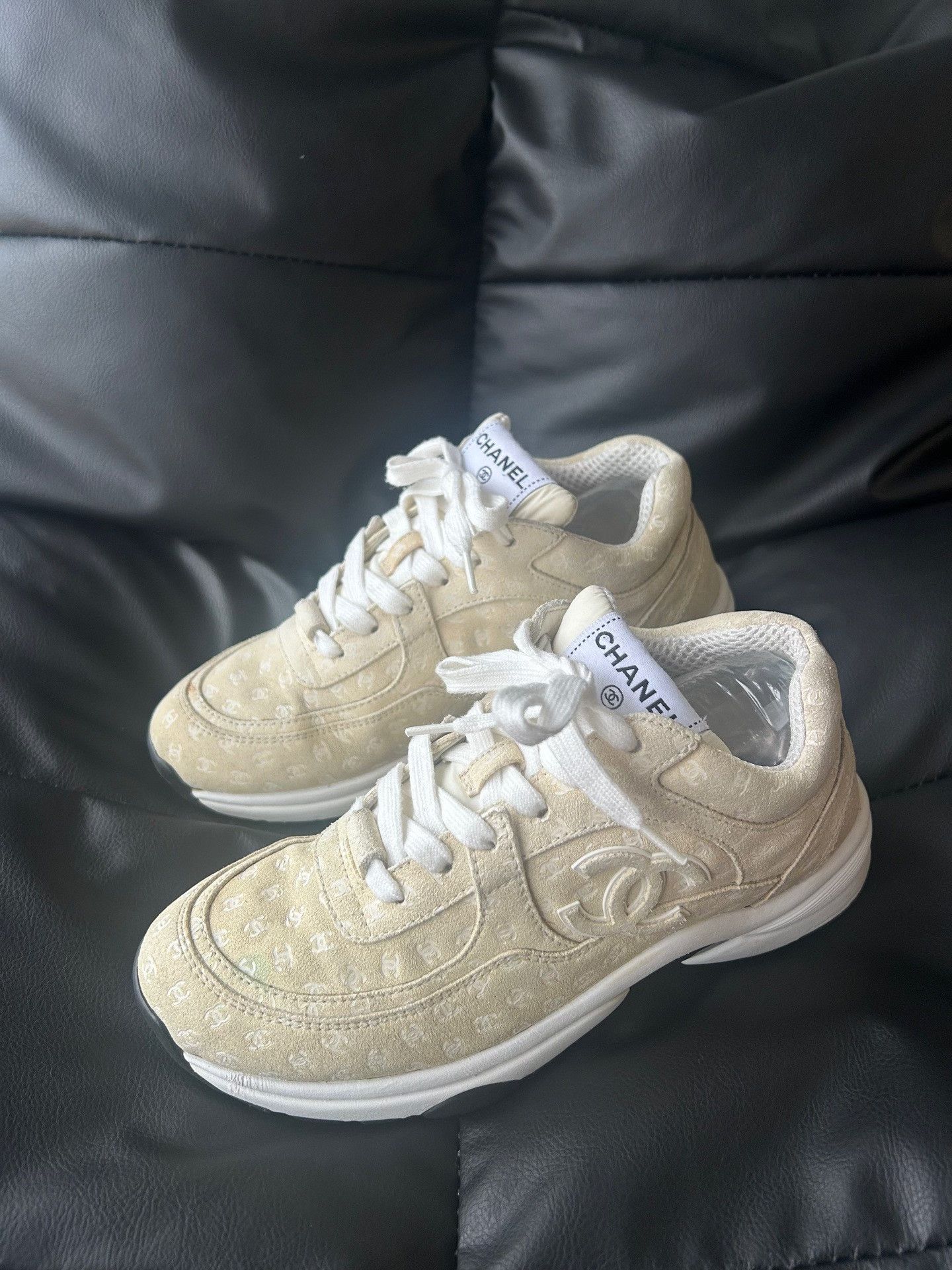 Chanel Chanel Casual Lowtop Sneakers 36 Women Size US 6 / IT 36 - 1 Thumbnail