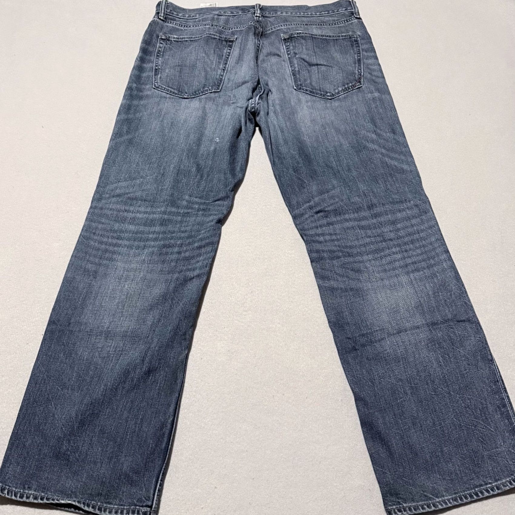 Banana Republic Banana Republic Jeans Men Blue Denim Mid Rise Classic Straight Hipster 36x30 Jeans Size US 36 / EU 52 - 2 Thumbnail