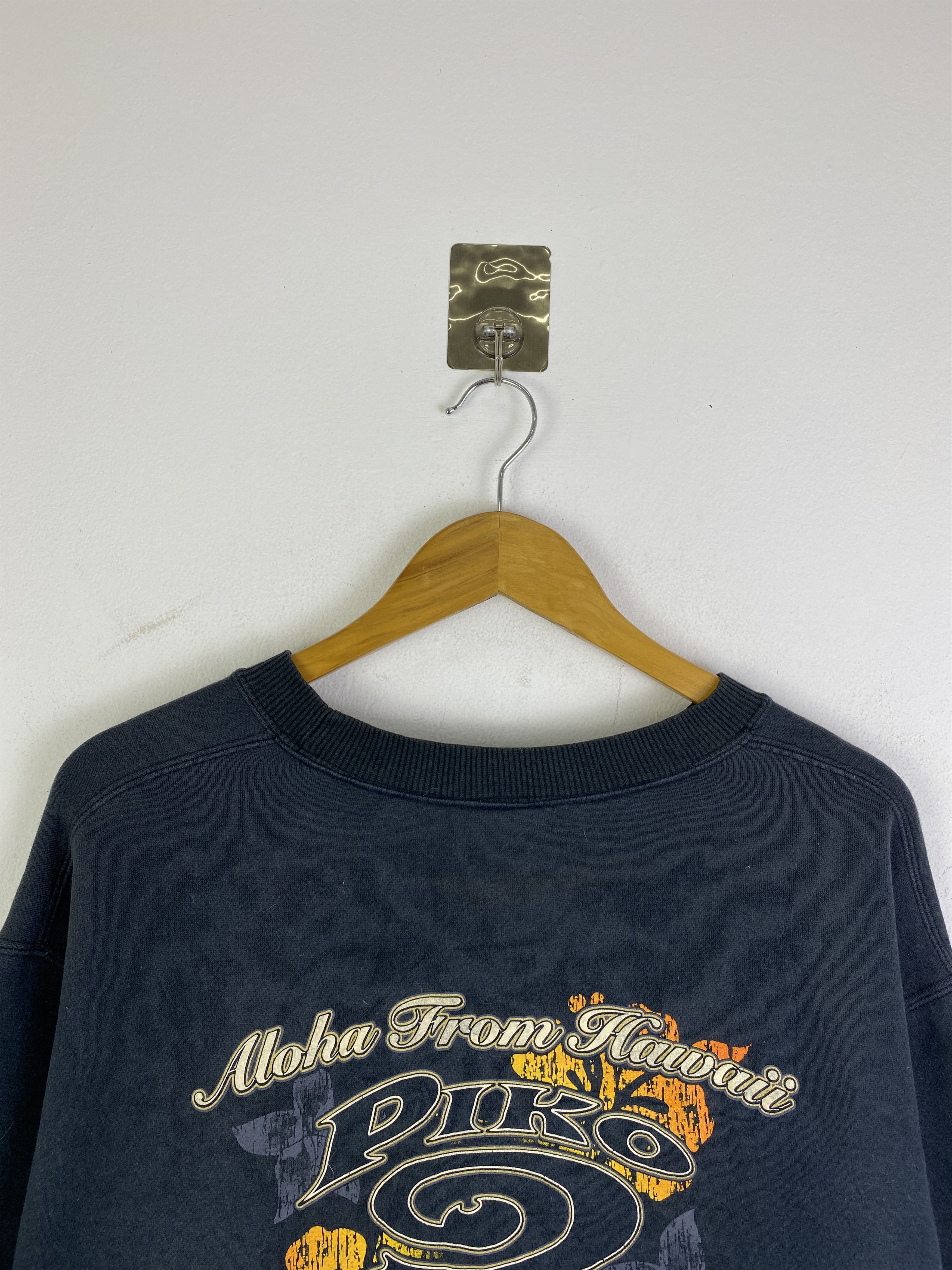 Vintage Vintage Piko Hawaii Backhit Wording Sweatshirt SH0307 Size US XL / EU 56 / 4 - 2 Thumbnail