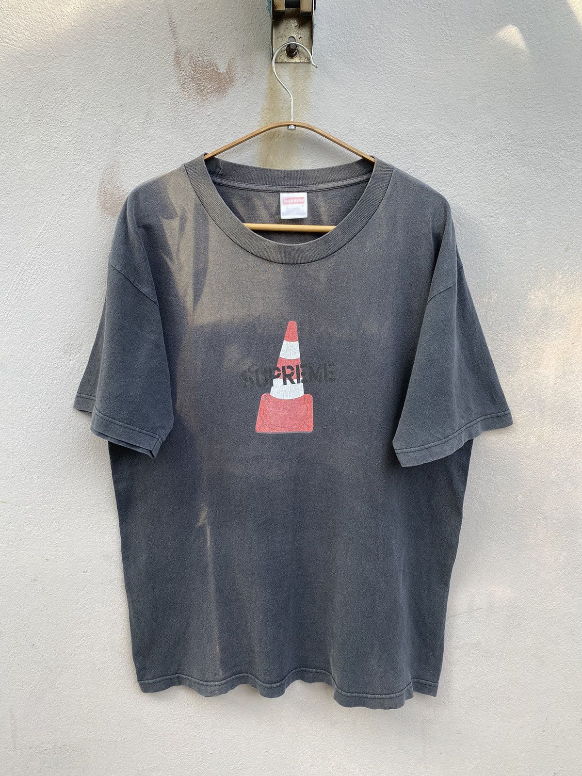 Supreme Vintage Rare 1998 SUPREME Kreftwerk Cone Sunfaded Tee Size US L / EU 52-54 / 3 - 3 Thumbnail