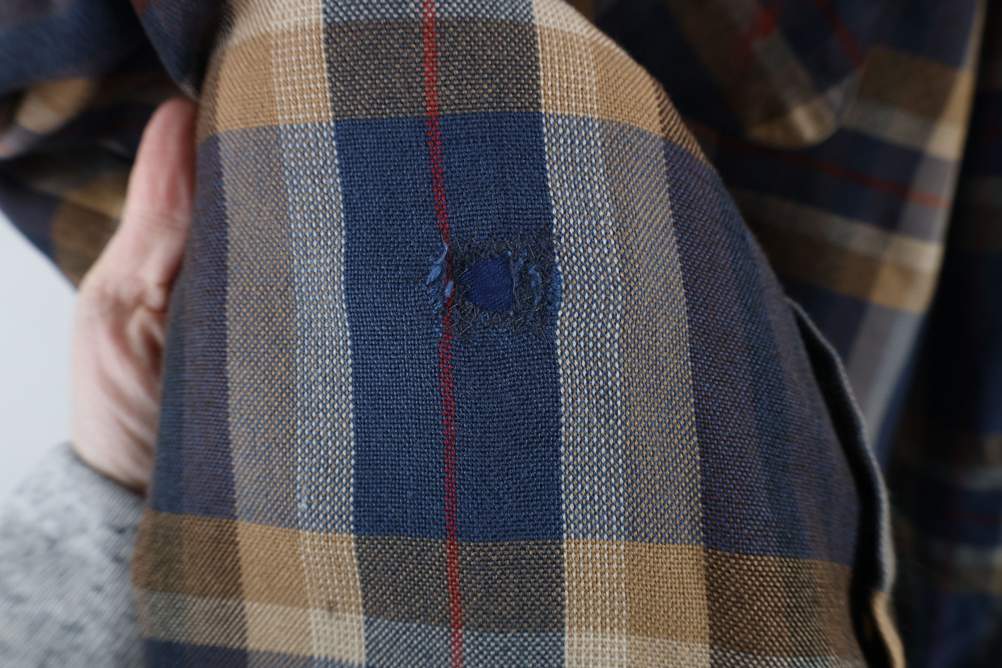 Vintage Vintage 70s 80s Distressed Knit Collared Button Shirt Plaid Size US XXL / EU 58 / 5 - 6 Thumbnail