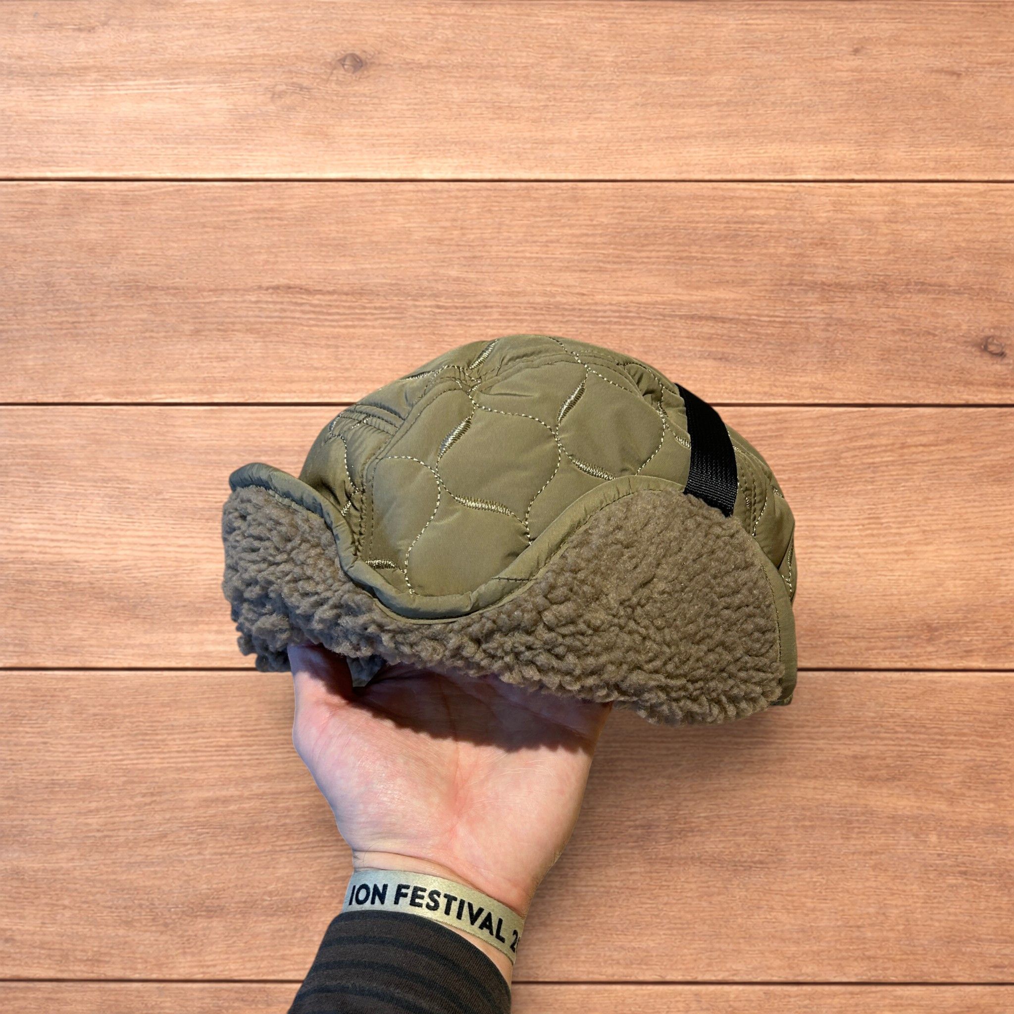 Japanese Brand Russian Trapper Korean padded fluffy hat cap in khaki green. Size ONE SIZE - 2 Thumbnail