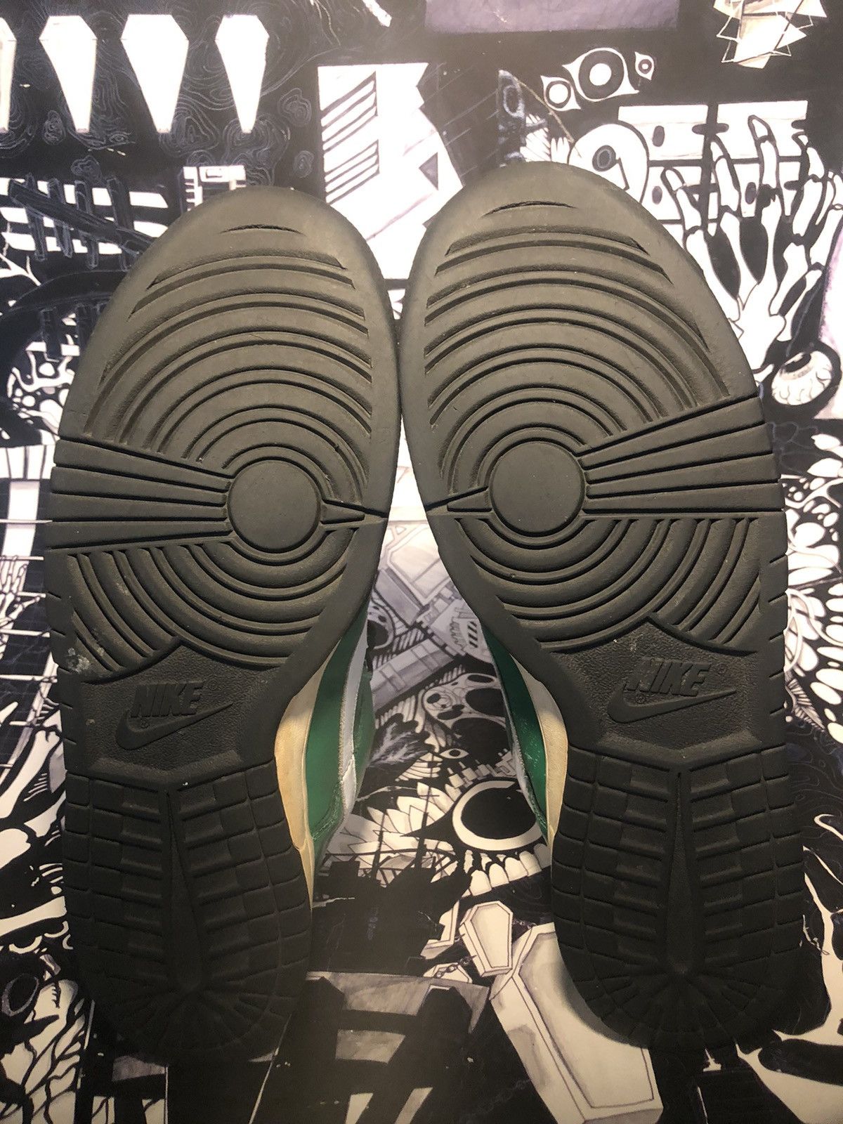 Nike 2008 Nike Dunk Low CL Pine Green / Black / White / Yellow Size US 13 / EU 46 - 12 Thumbnail