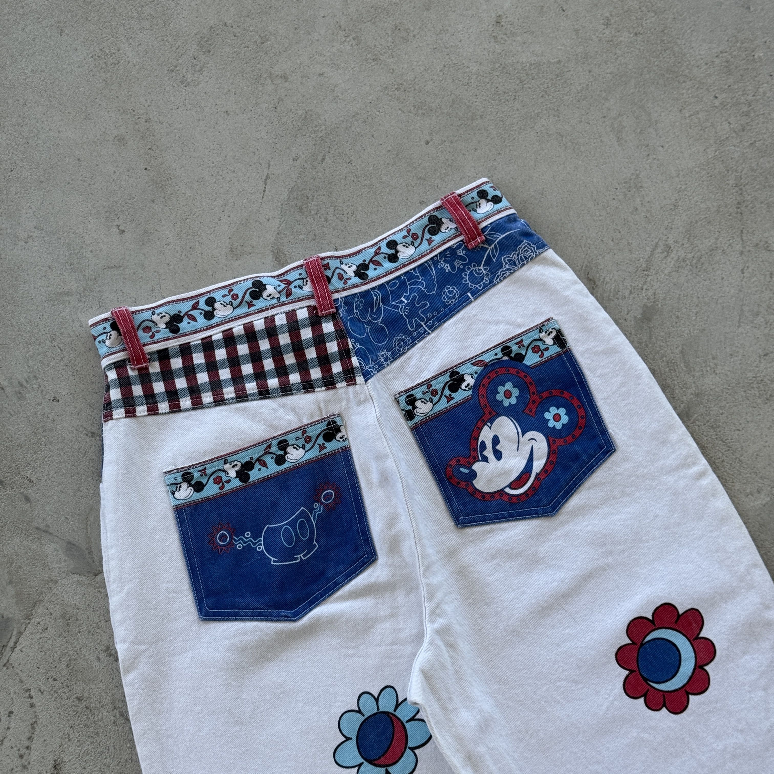 Mickey Mouse Vintage Mickey & Co Disney White Graphic Print Denim Pants Size 28" / US 6 / IT 42 - 4 Thumbnail