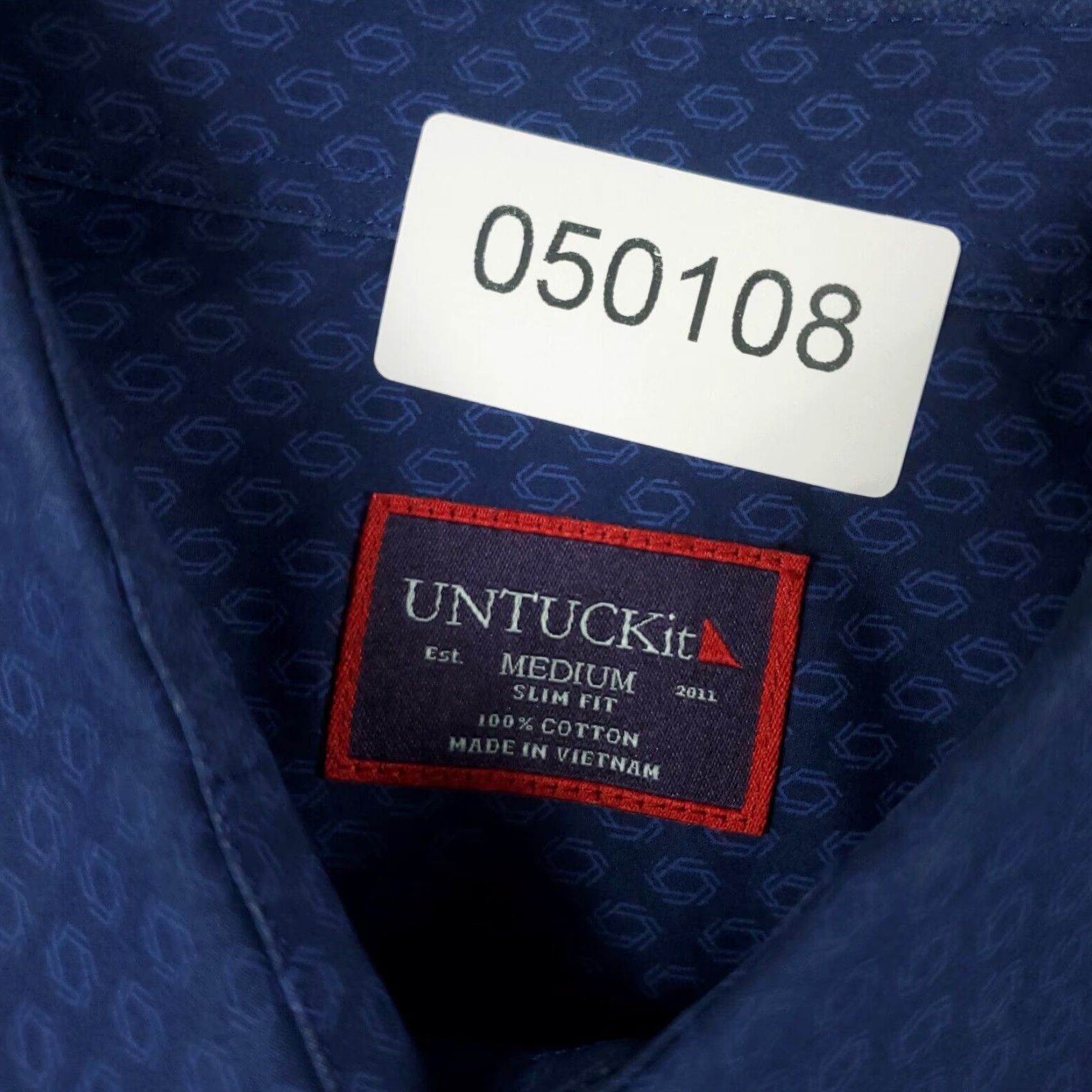 UNTUCKit UNTUCKit Blue Geometric Button-Up Shirt Men's Medium Long Sleeve Slim Fit Size US M / EU 48-50 / 2 - 6 Thumbnail