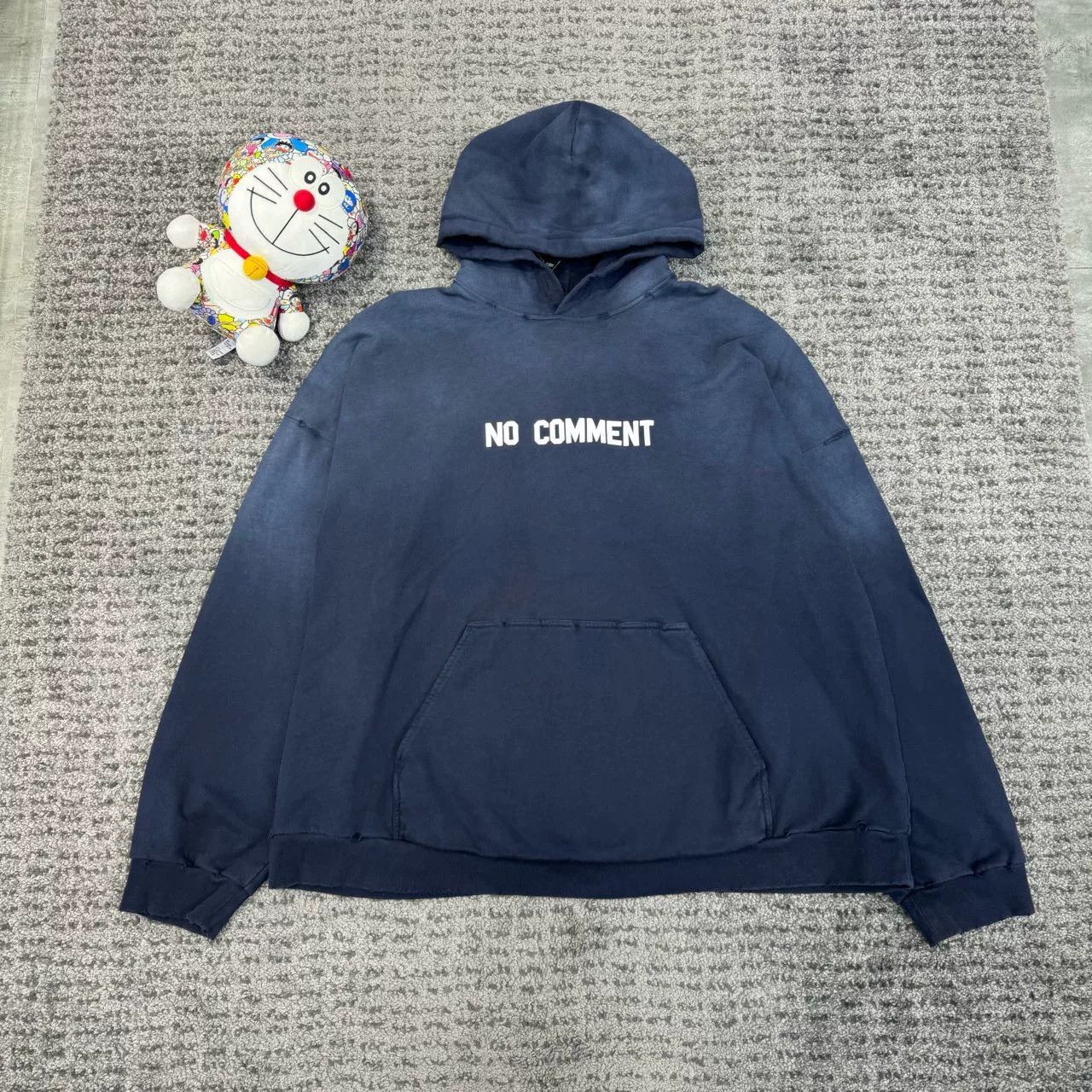 Balenciaga balenciaga gradient print hoodie in indigo blue Size US M / EU 48-50 / 2 - 1 Thumbnail