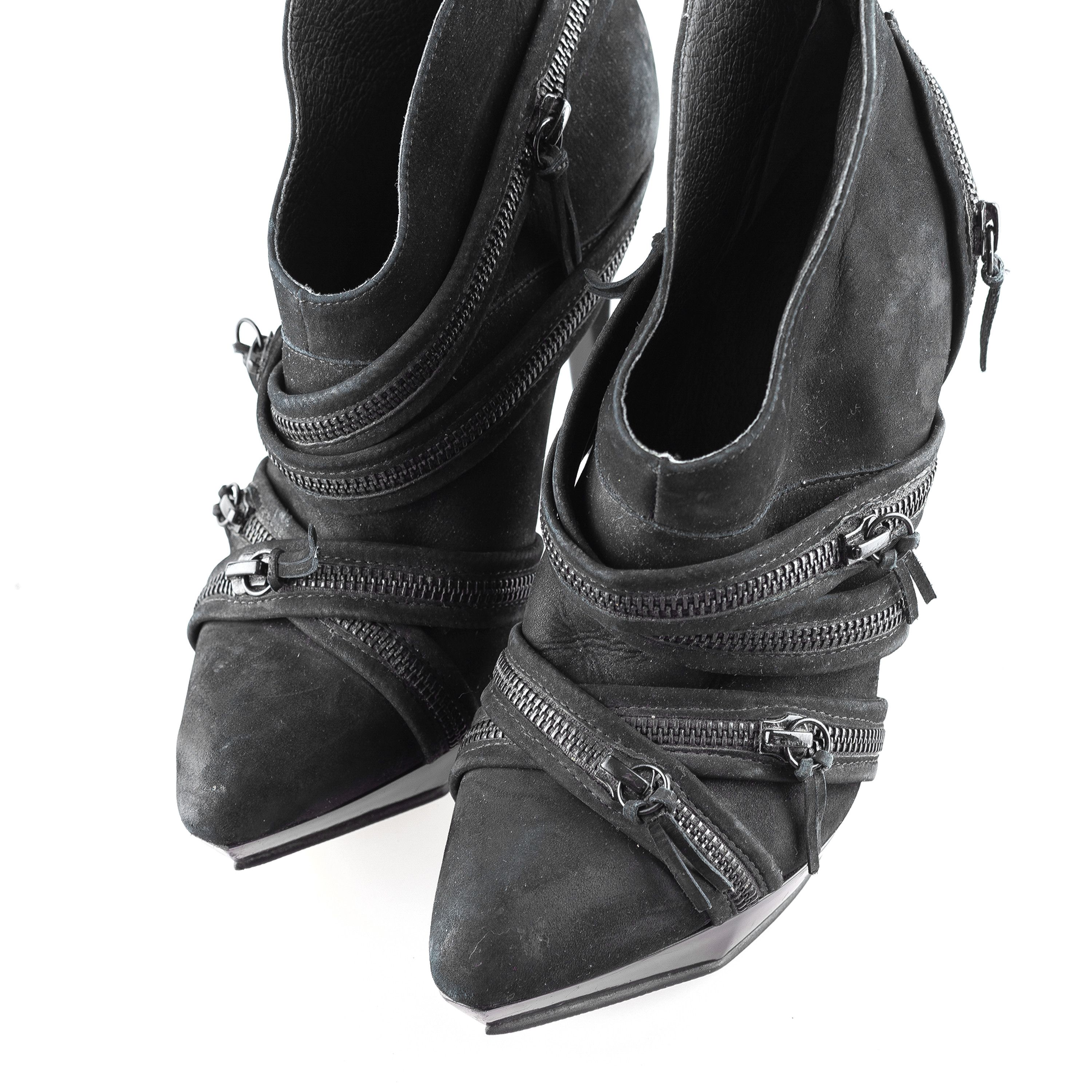 Buffalo London Buffalo Black Vintage Platform Boots (39 EU) Size US 8 / IT 38 - 6 Thumbnail