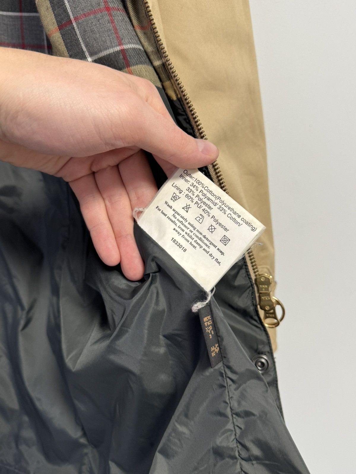 Barbour Barbour Waterproof Jacket Coat Breathable Check Vintage Size M / US 6-8 / IT 42-44 - 18 Thumbnail