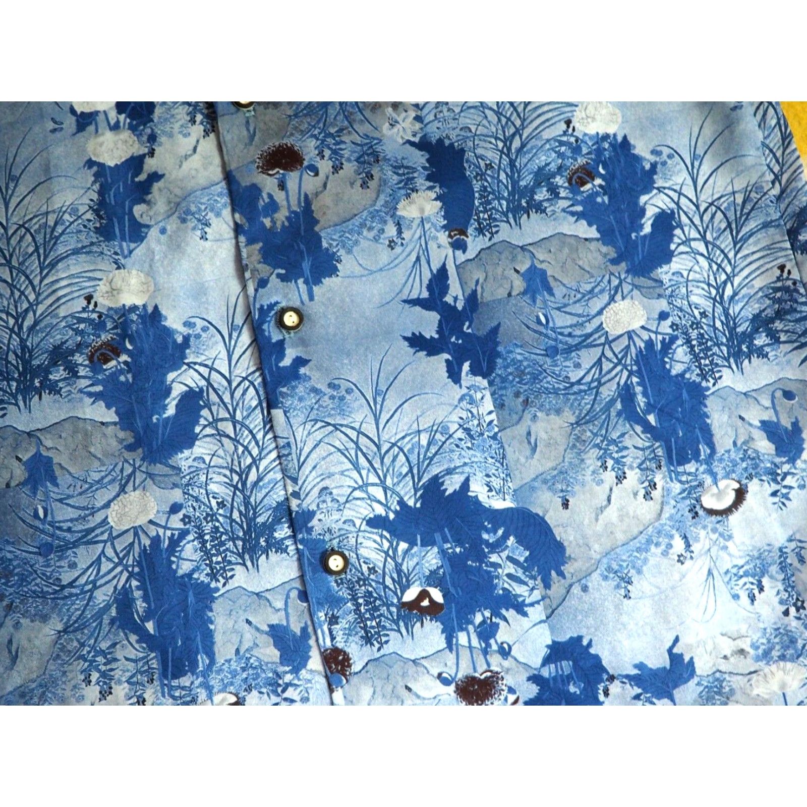 Vintage VINTAGE Ross Sutherland Hawaiian Mountain Print Poly Button Loop Shirt Mens L Blue 60s Rockabilly Casual Hawaiian Decade 1960s Size US L / EU 52-54 / 3 - 7 Thumbnail