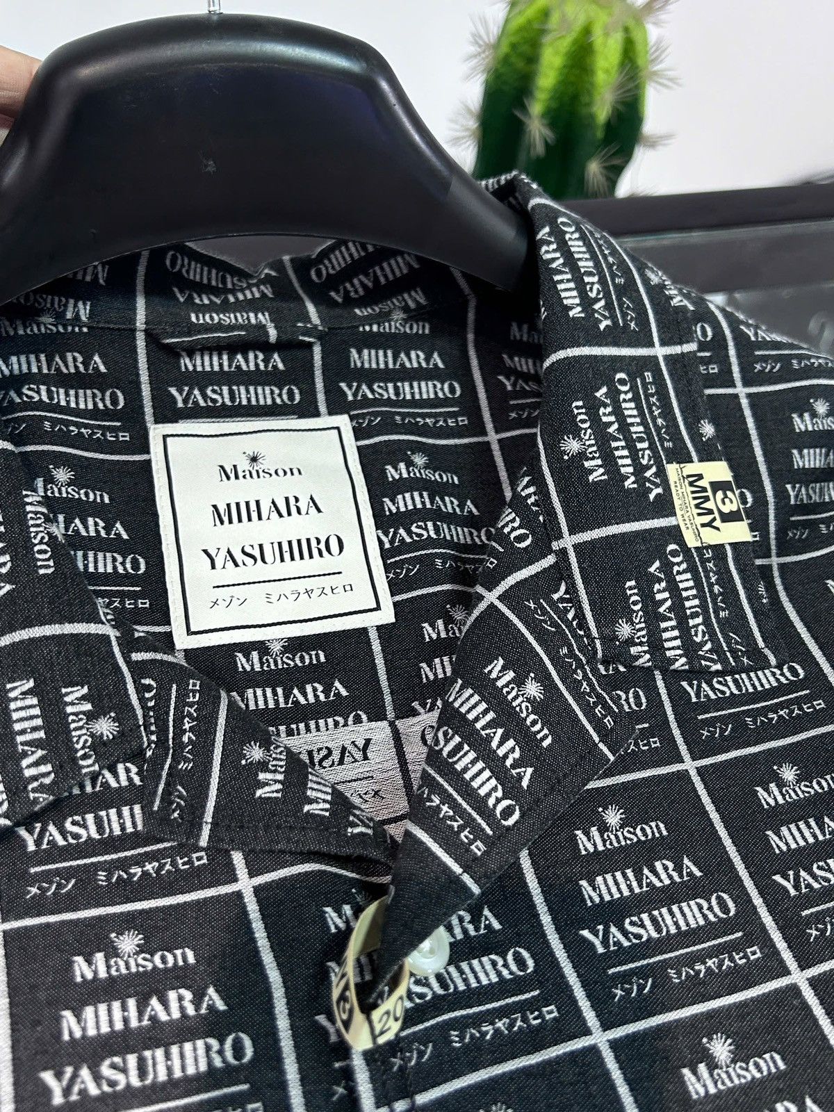 Maison MIHARA YASUHIRO Maison MIHRA YASUHIRO Half Sleeve Shirt Size US S / EU 44-46 / 1 - 3 Thumbnail