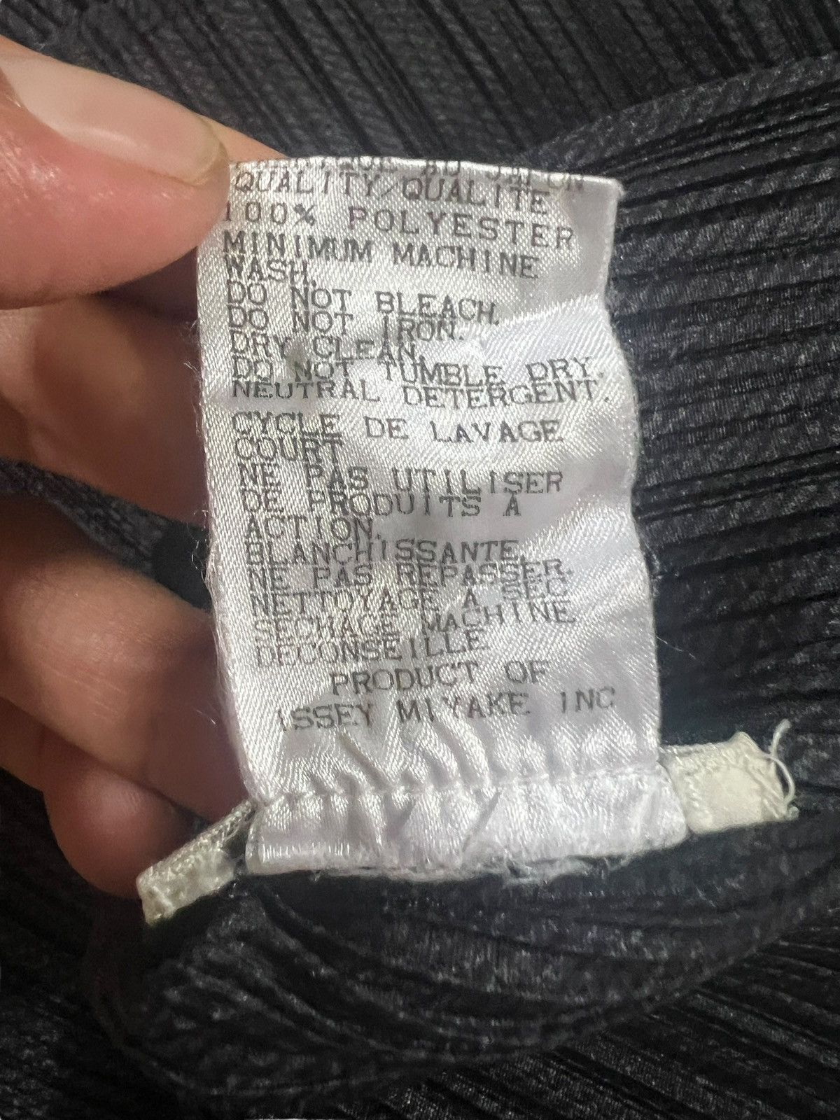 Pleats Please Issey Miyake Vintage Issey Miyake Pleats Please High Neck Pleated Tops Size M / US 6-8 / IT 42-44 - 9 Thumbnail